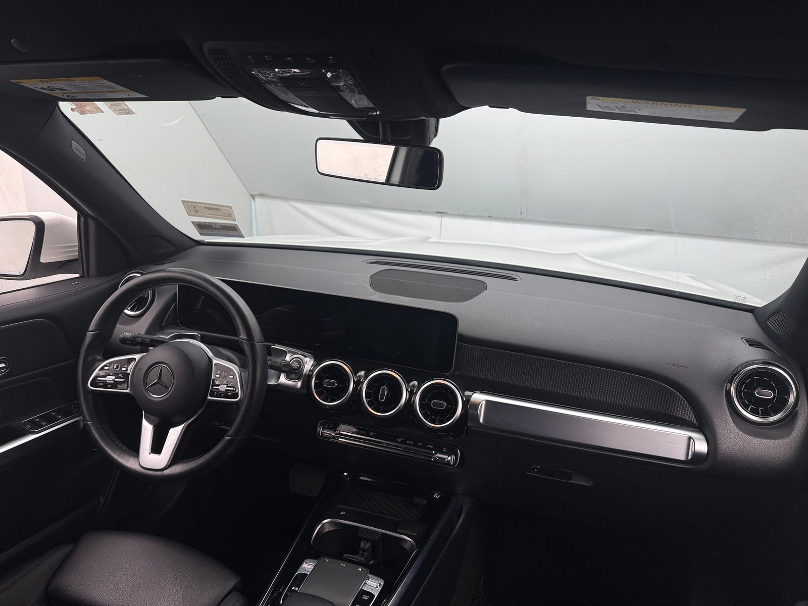 Thumbnail: 2020 Mercedes-Benz GLB - 2