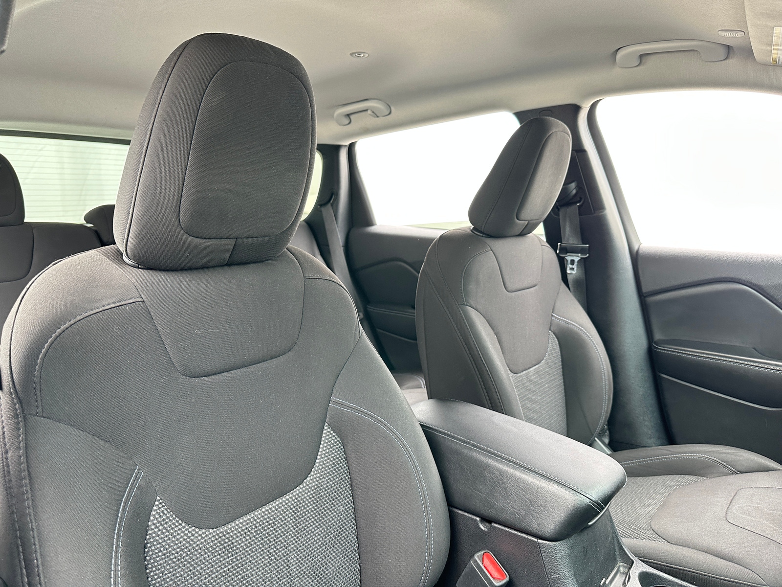 Thumbnail: 2020 Jeep Cherokee - 2