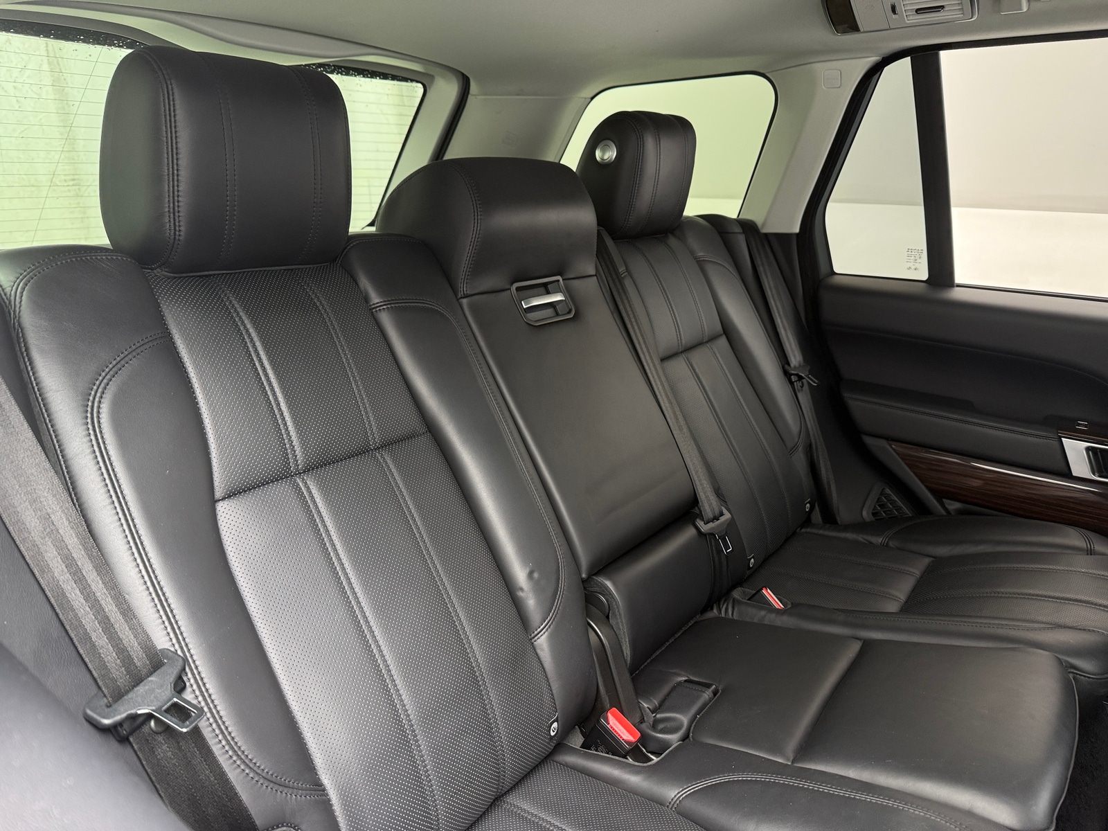 Thumbnail: 2016 Land Rover Range Rover - 5