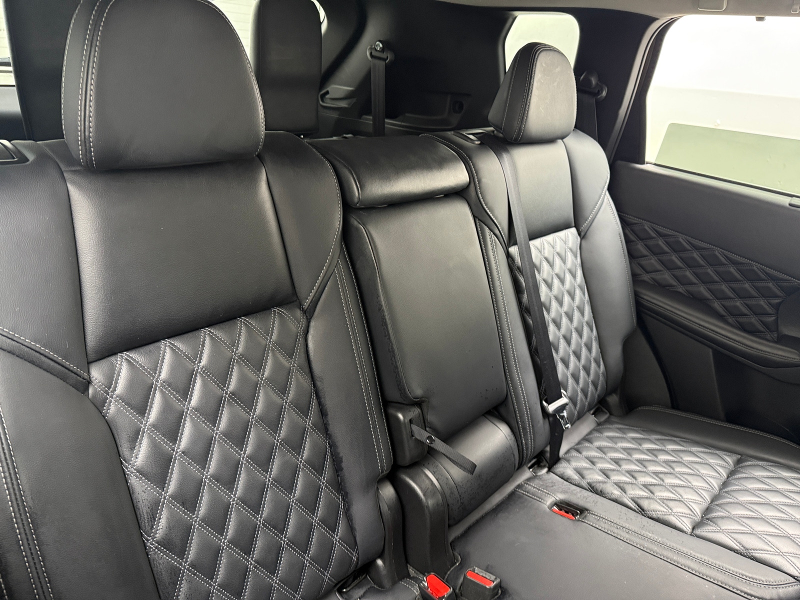 Thumbnail: 2024 Mitsubishi Outlander - 5