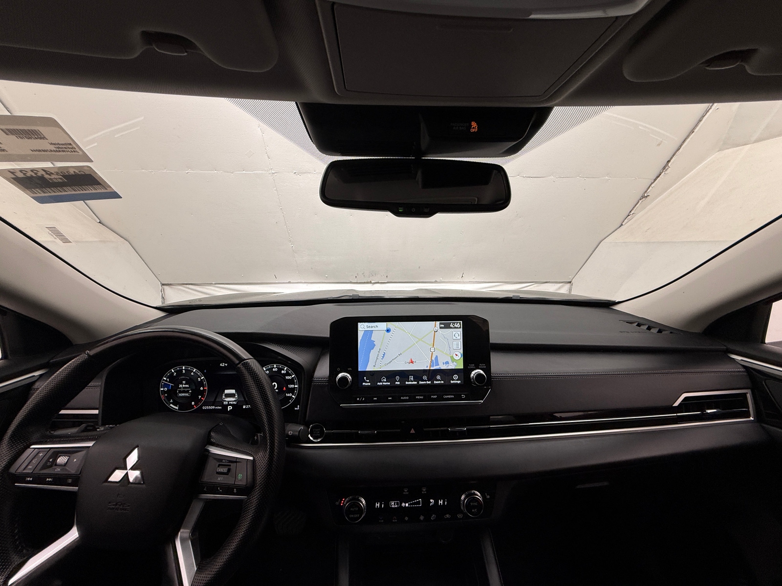 Thumbnail: 2024 Mitsubishi Outlander - 2