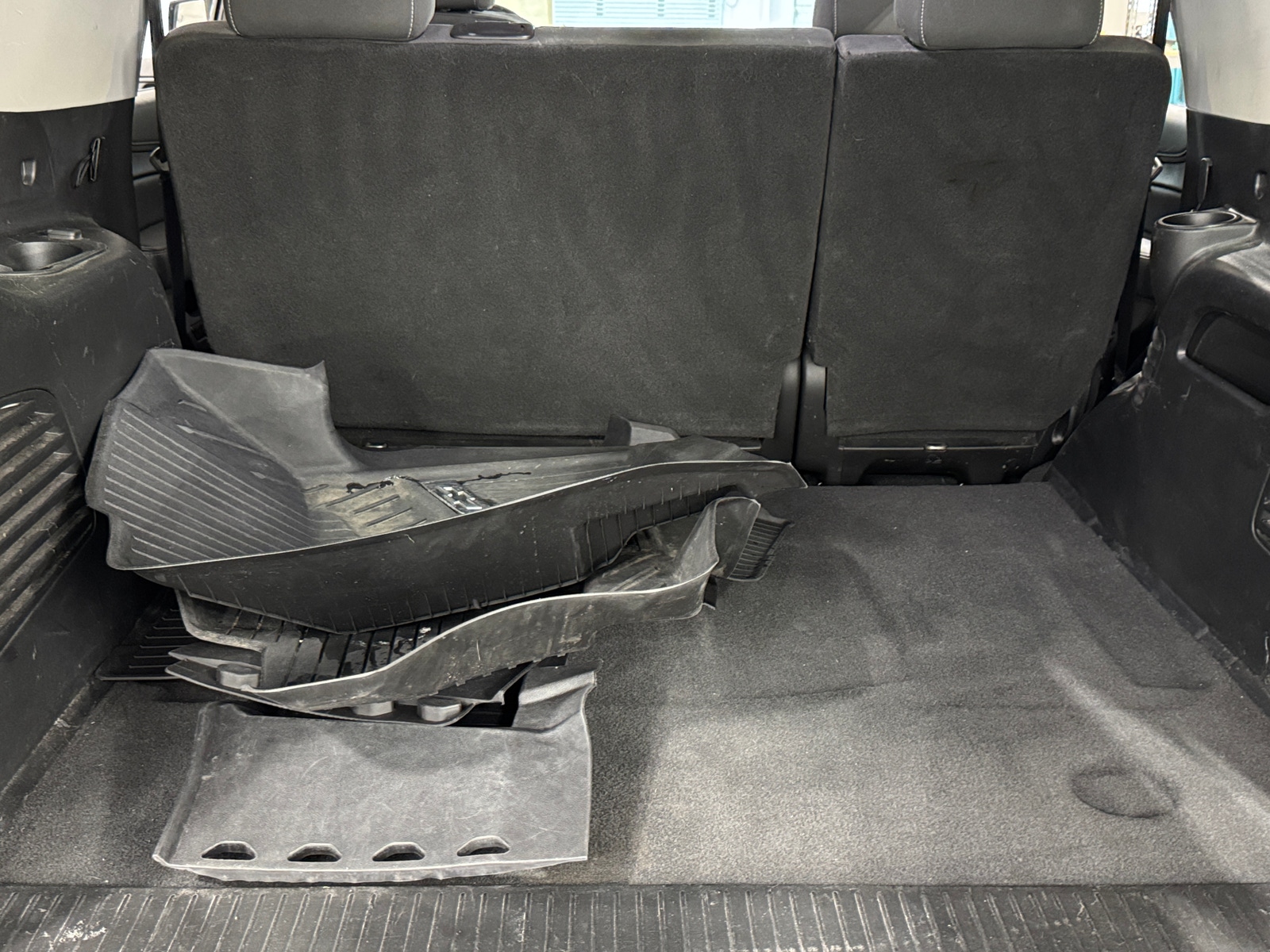 Thumbnail: 2019 Chevrolet Tahoe - 7