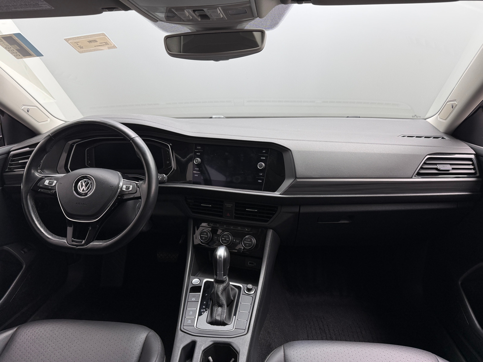 Thumbnail: 2019 Volkswagen Jetta - 2