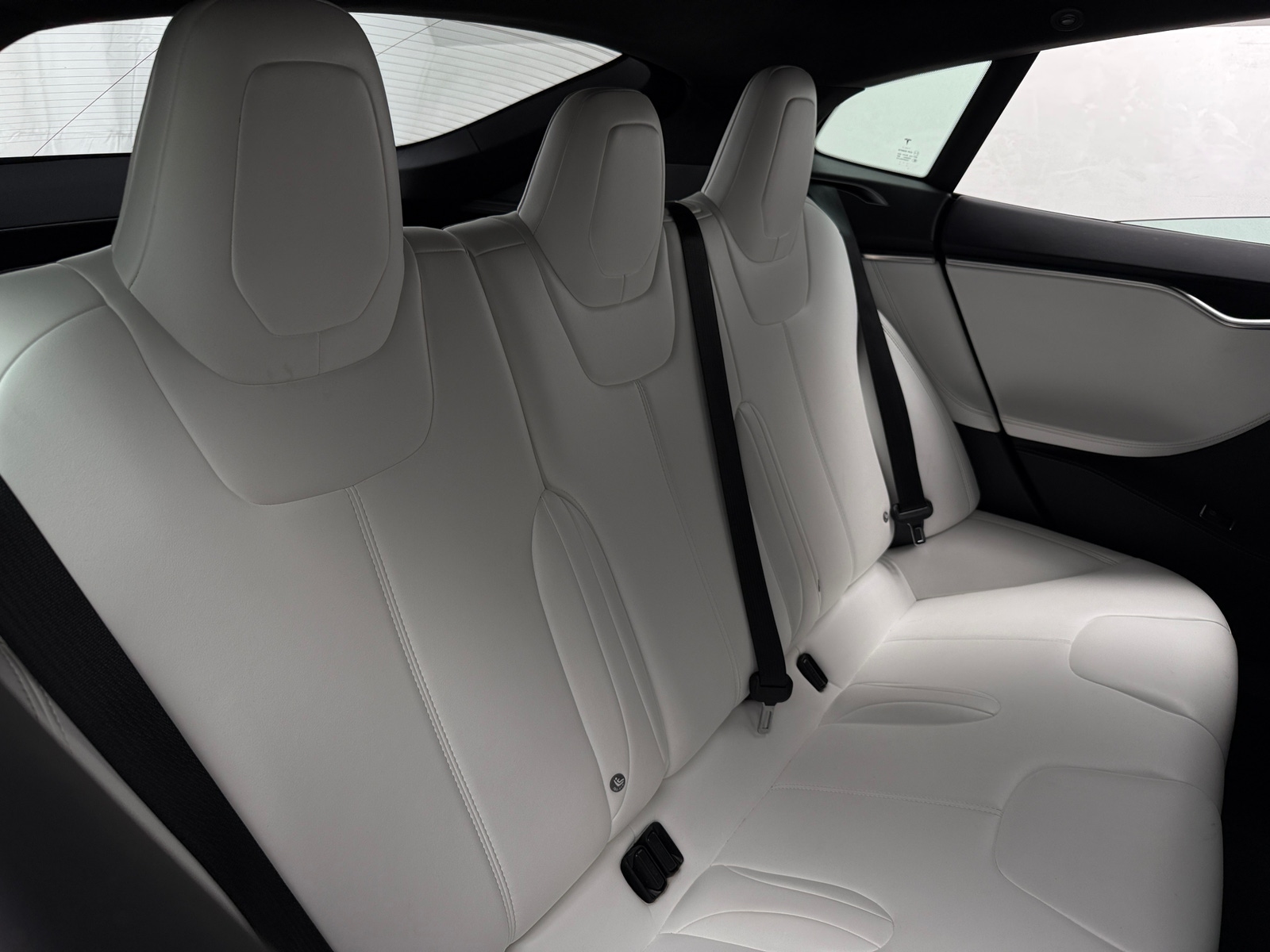 Thumbnail: 2017 Tesla Model S - 5