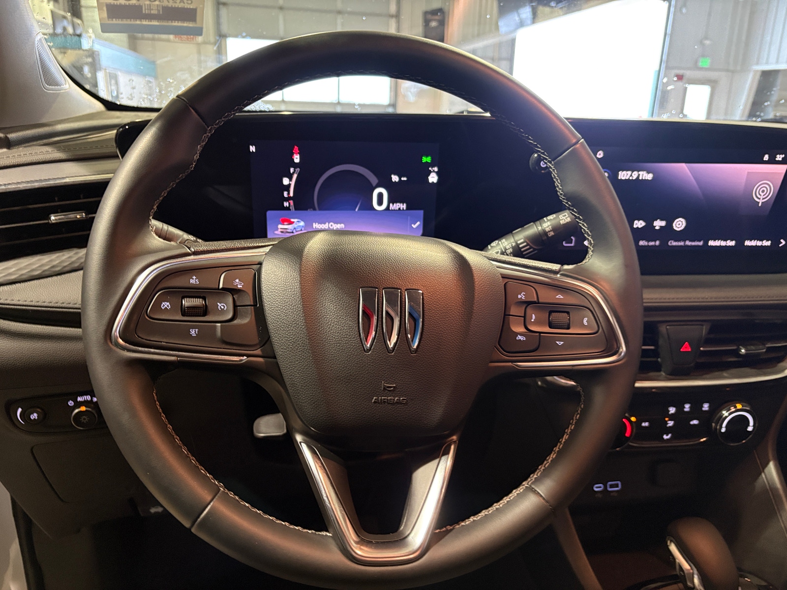 Thumbnail: 2025 Buick Encore GX - 5