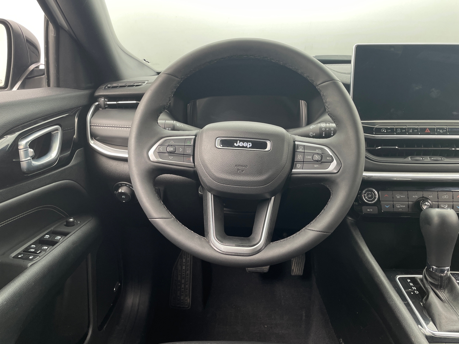 Thumbnail: 2024 Jeep Compass - 4