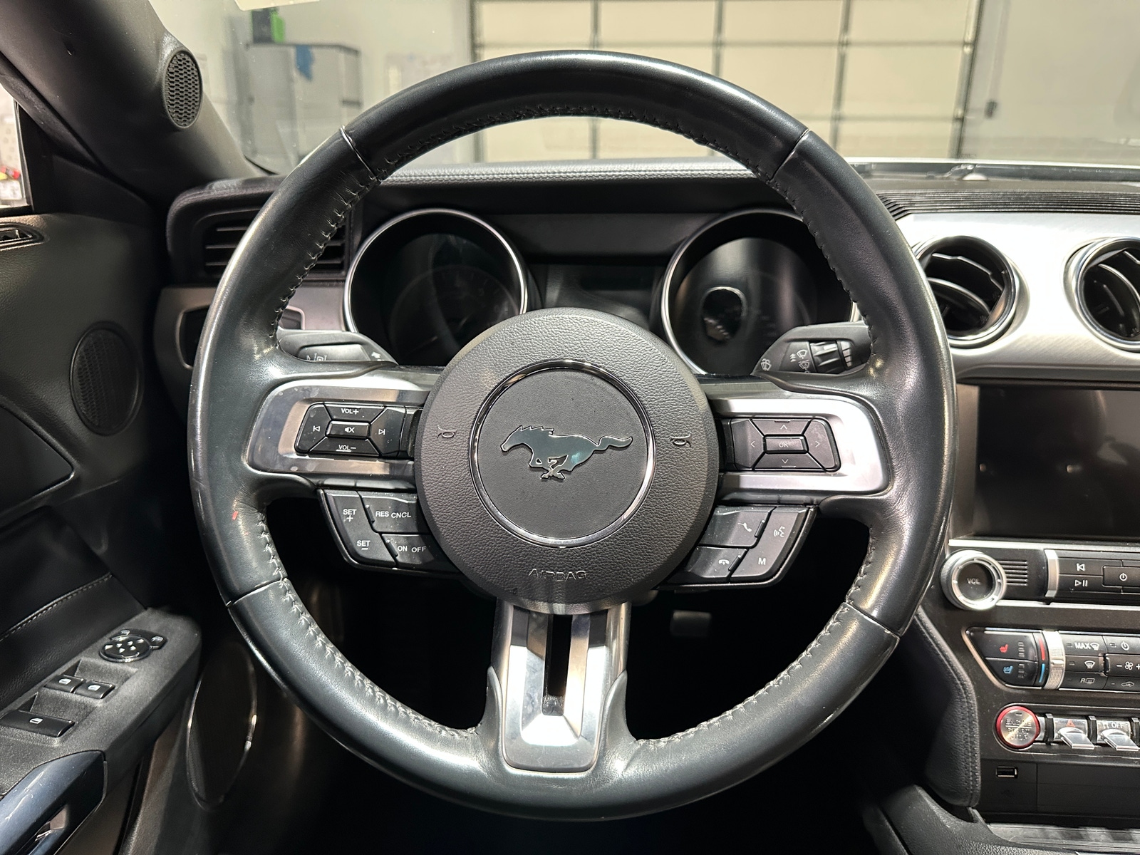 Thumbnail: 2023 Ford Mustang - 5