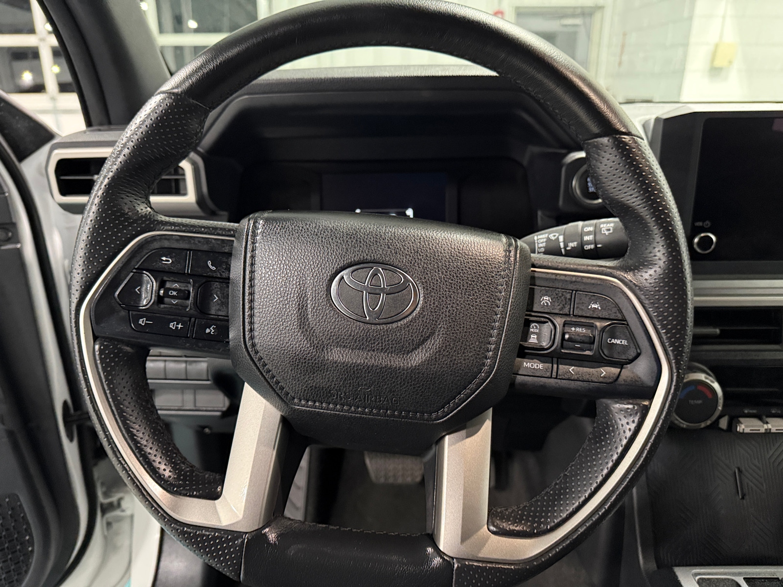 Thumbnail: 2025 Toyota 4Runner - 5