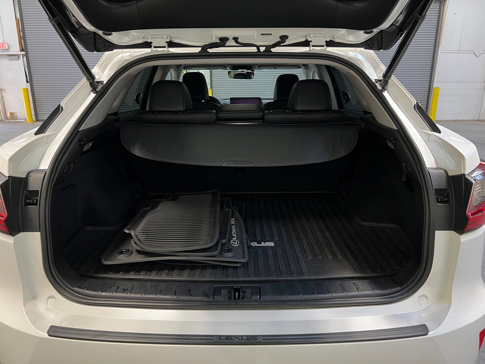 Thumbnail: 2016 Lexus RX - 6