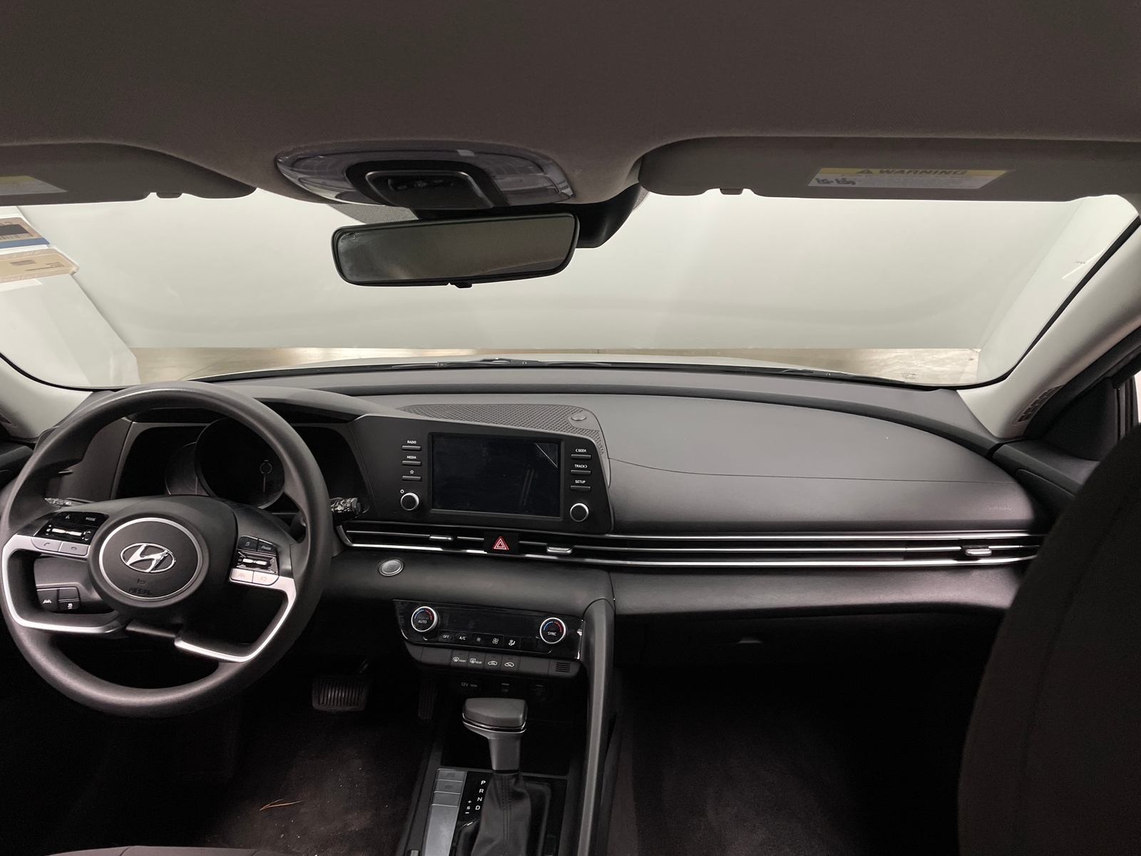 Thumbnail: 2023 Hyundai Elantra - 3