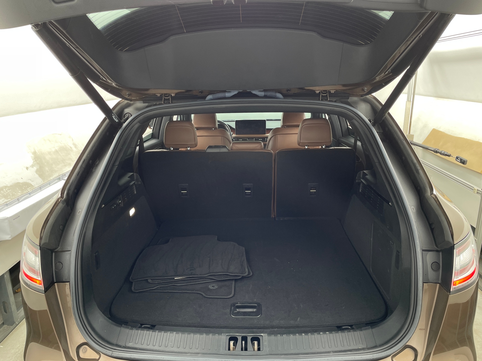 Thumbnail: 2022 Lincoln Nautilus - 6