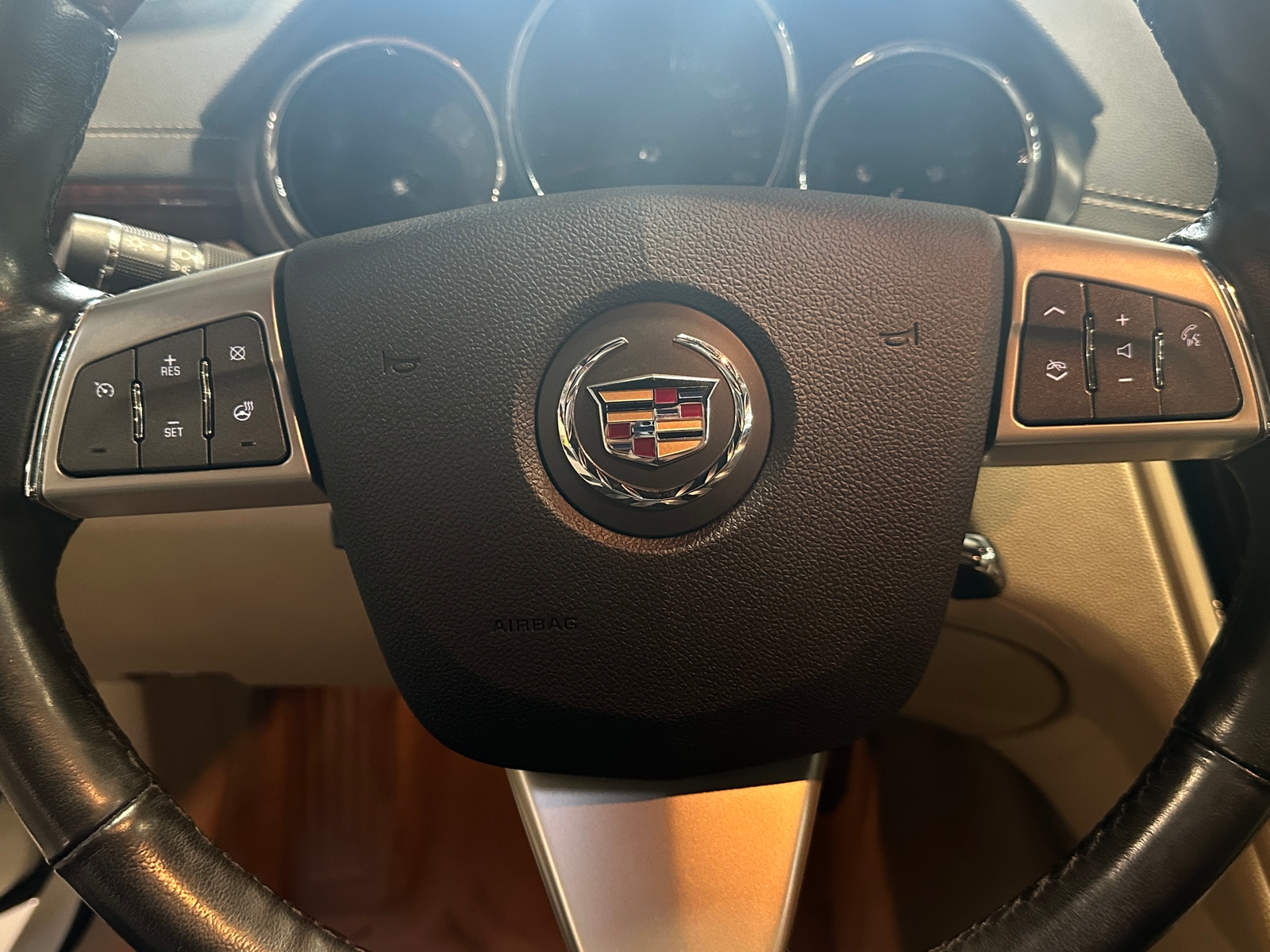 Thumbnail: 2014 Cadillac CTS - 3