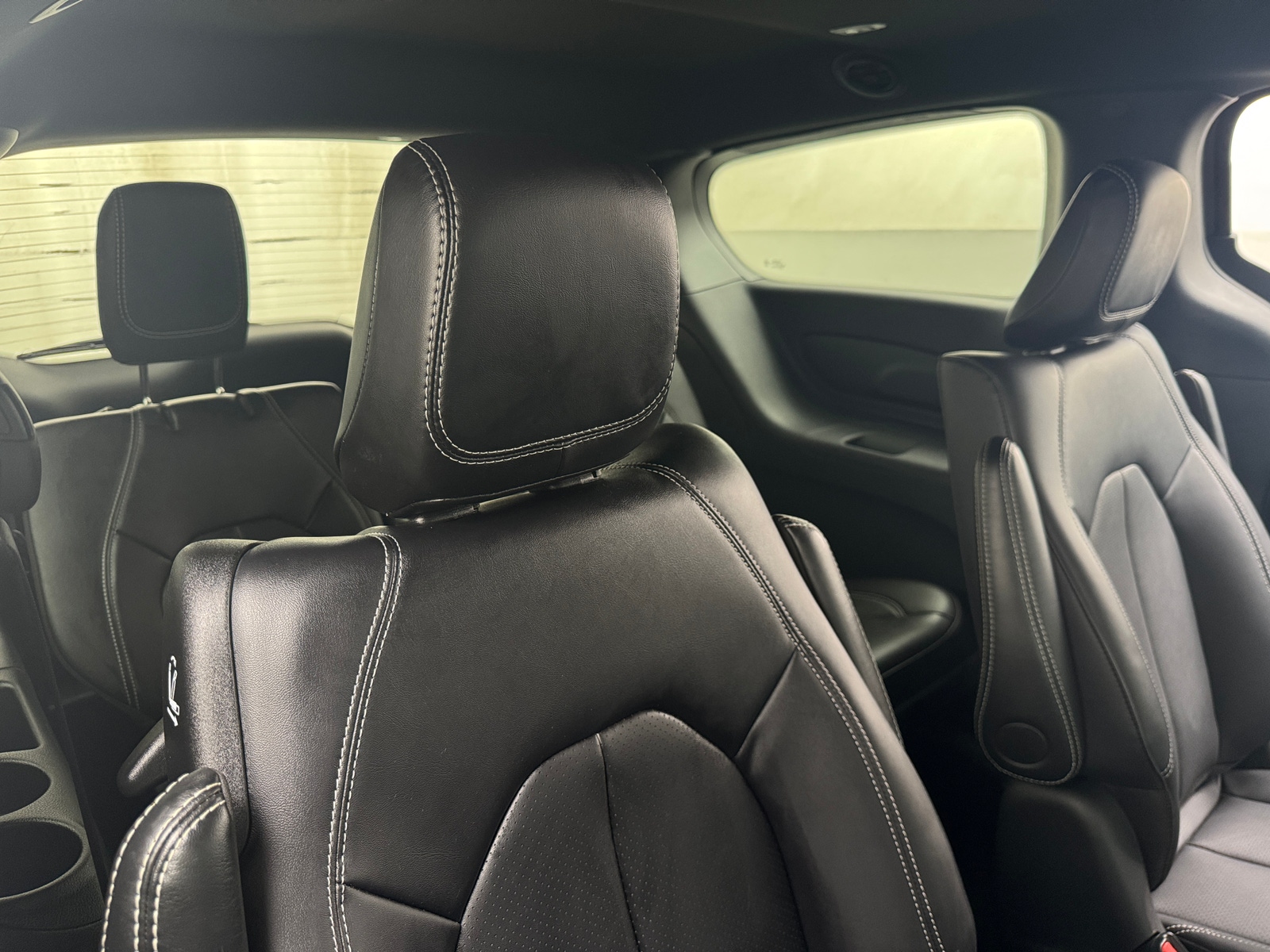 Thumbnail: 2025 Chrysler Pacifica - 5