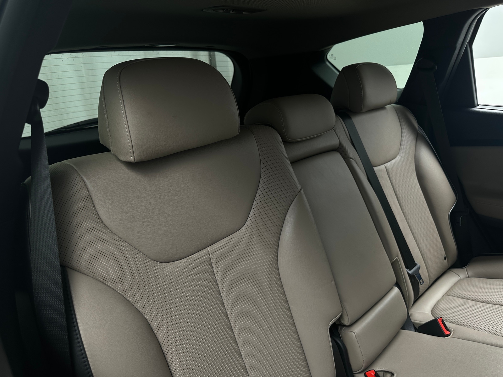 Thumbnail: 2022 Hyundai Santa Fe - 6