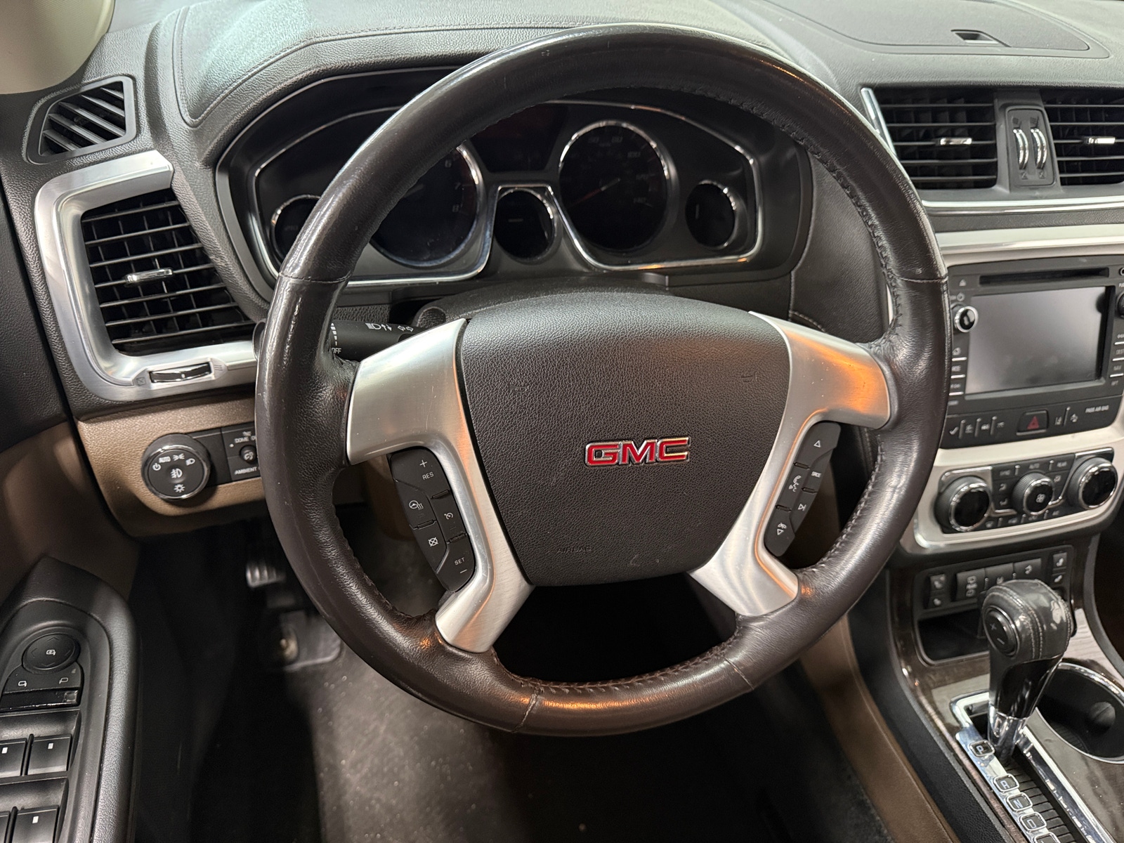 Thumbnail: 2015 GMC Acadia - 4