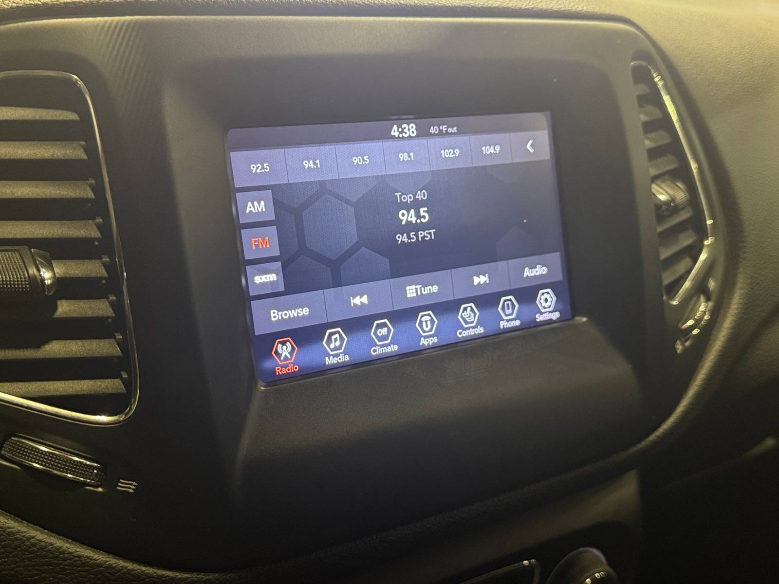 Thumbnail: 2020 Jeep Compass - 4