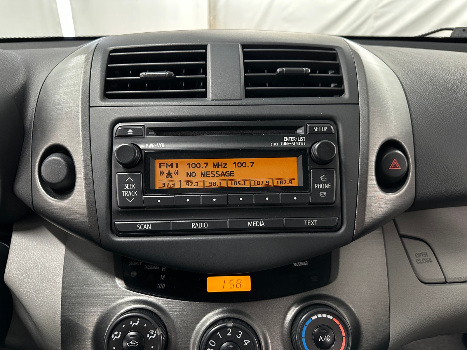 Thumbnail: 2012 Toyota RAV4 - 4