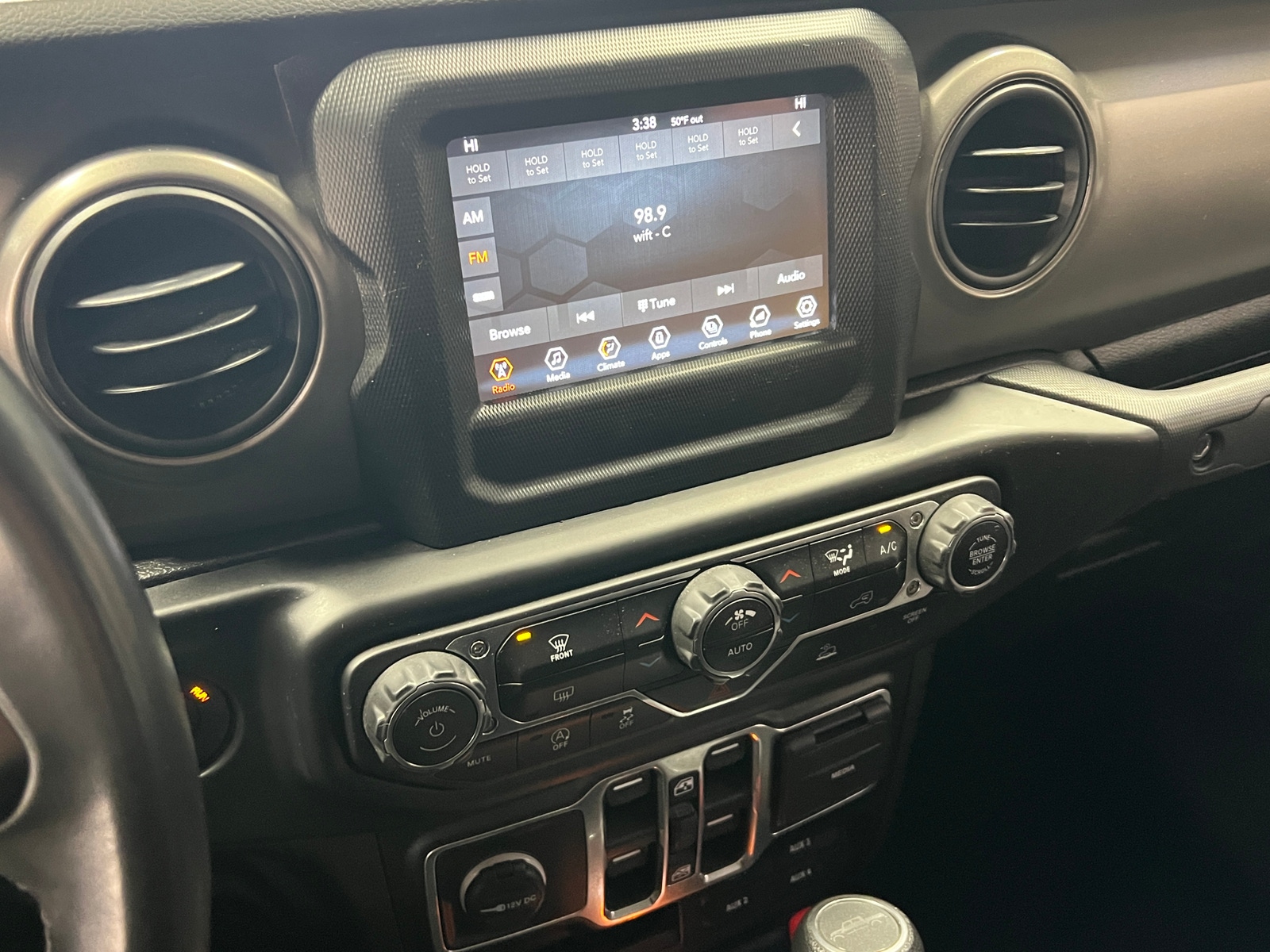 Thumbnail: 2022 Jeep Gladiator - 4