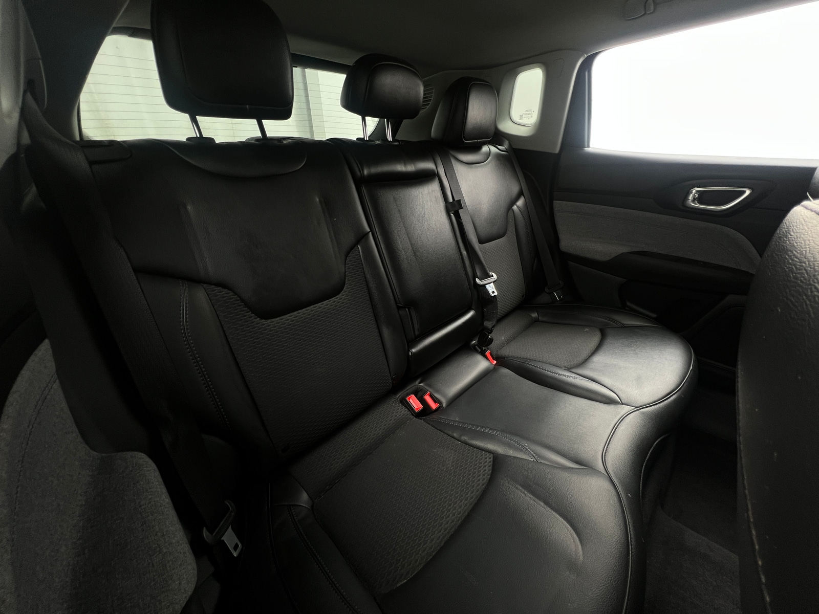 Thumbnail: 2022 Jeep Compass - 6