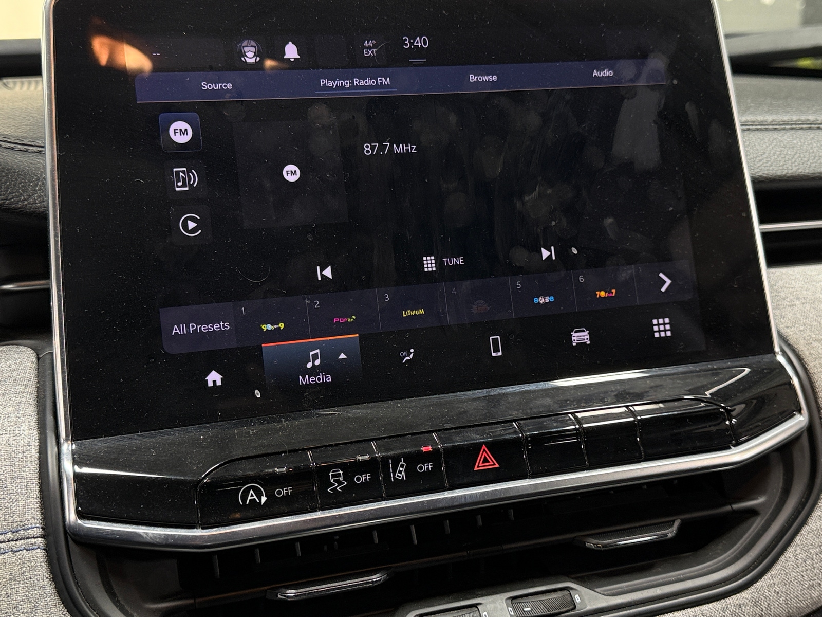 Thumbnail: 2022 Jeep Compass - 4