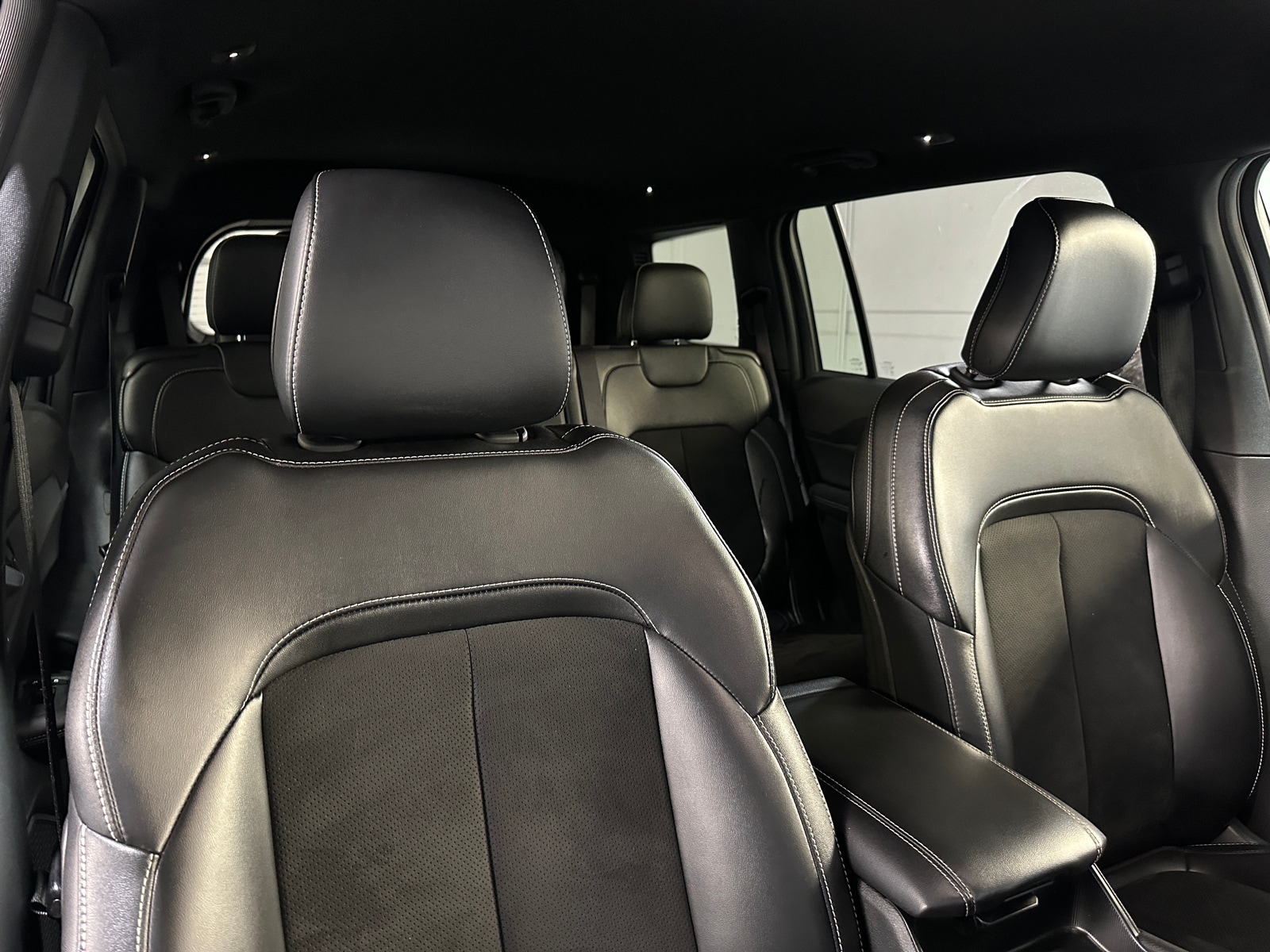 Thumbnail: 2024 Jeep Grand Cherokee L - 2