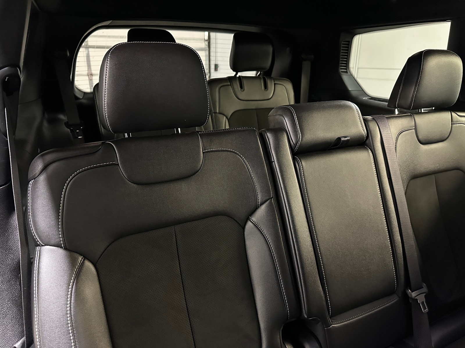 Thumbnail: 2024 Jeep Grand Cherokee L - 6