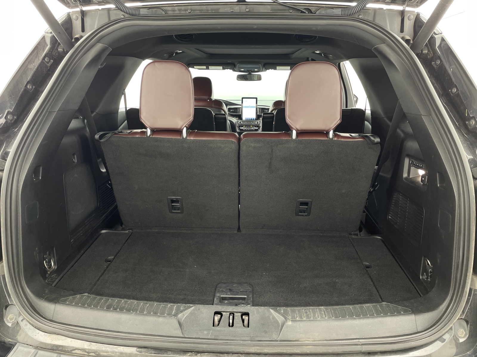 Thumbnail: 2020 Ford Explorer - 6