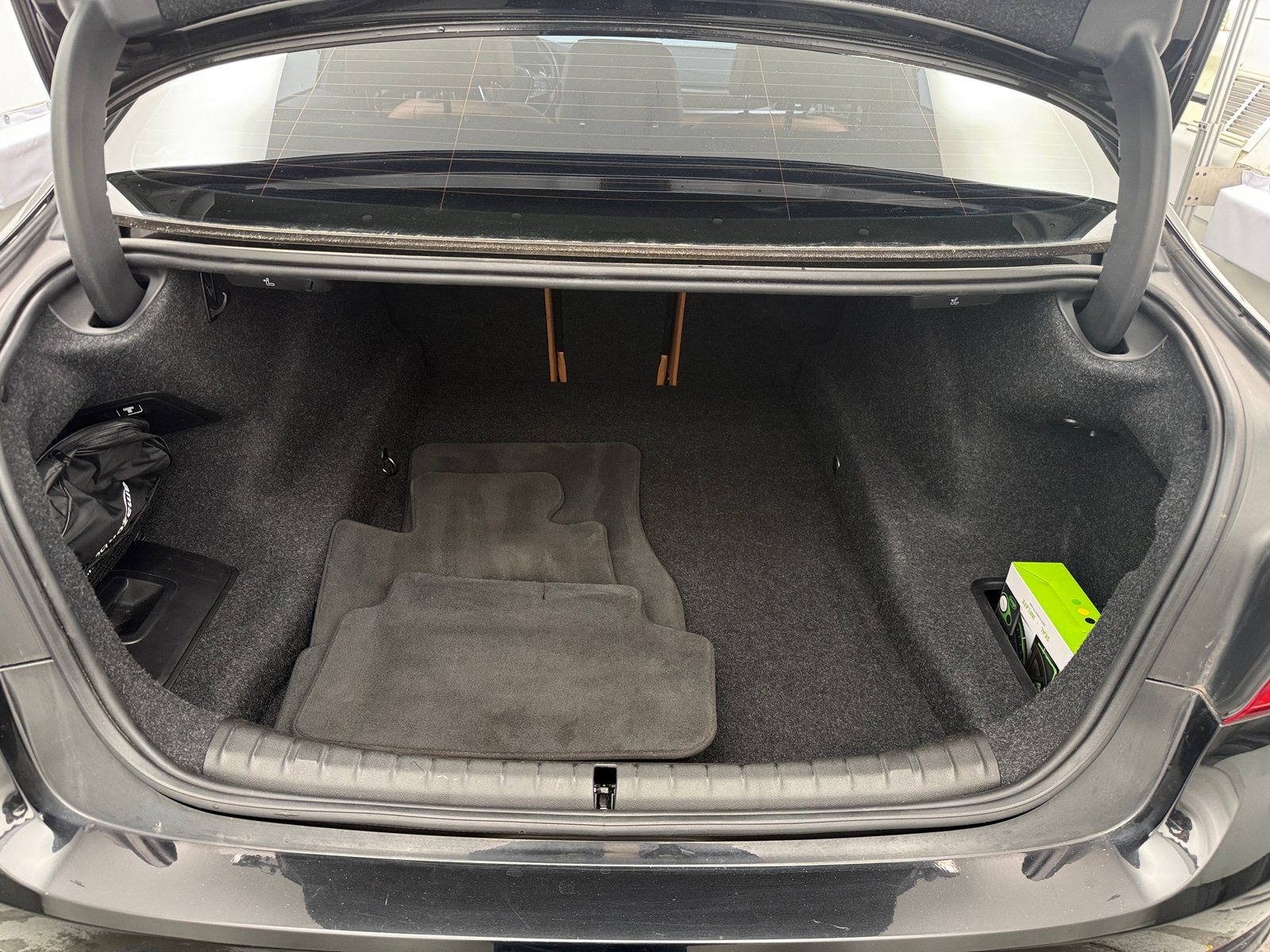 Thumbnail: 2017 BMW 5 Series - 6