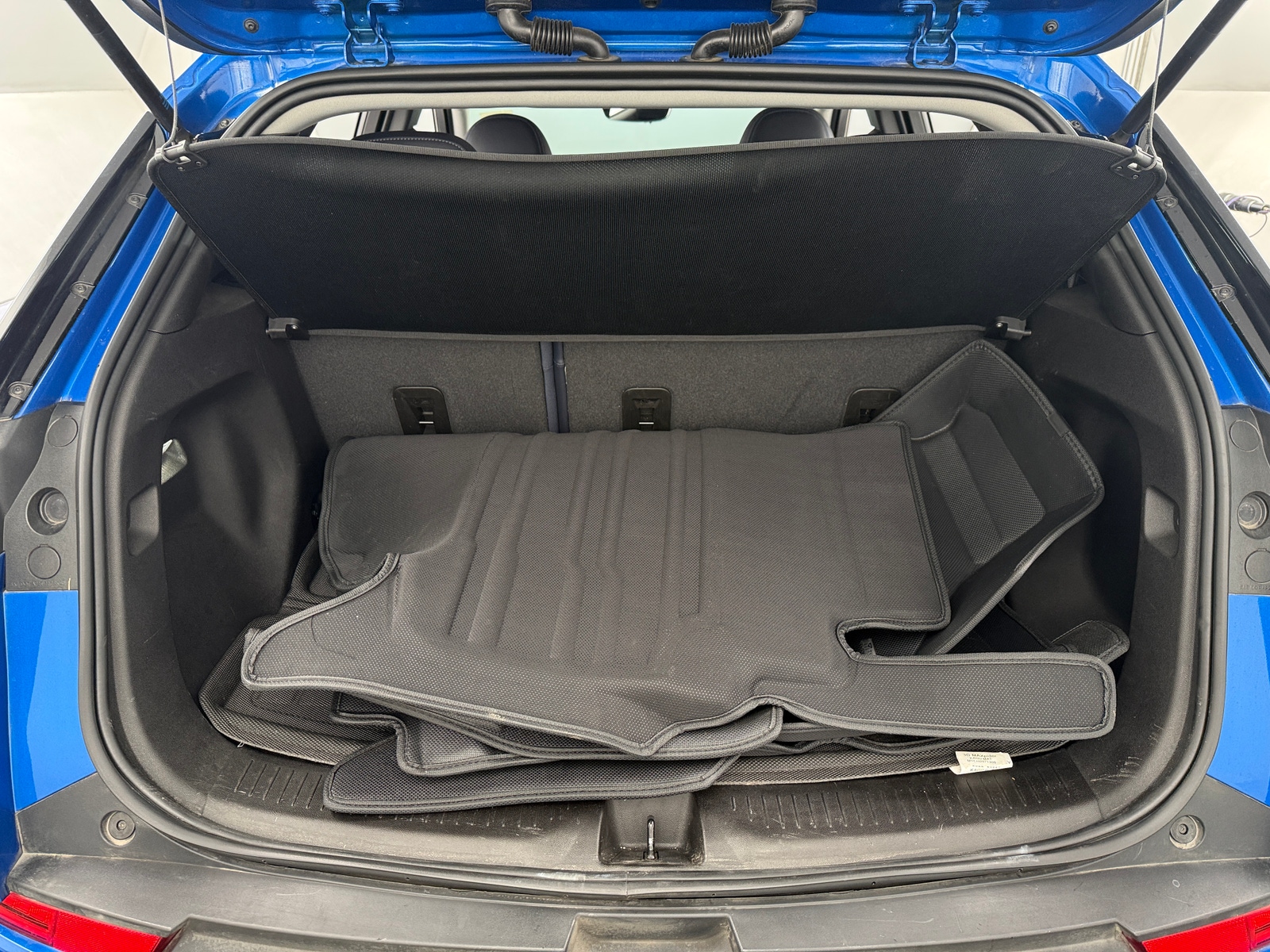 Thumbnail: 2022 Chevrolet Bolt EUV - 6