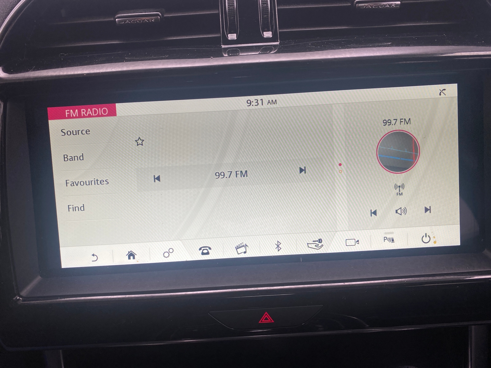 Thumbnail: 2020 Jaguar XE - 3