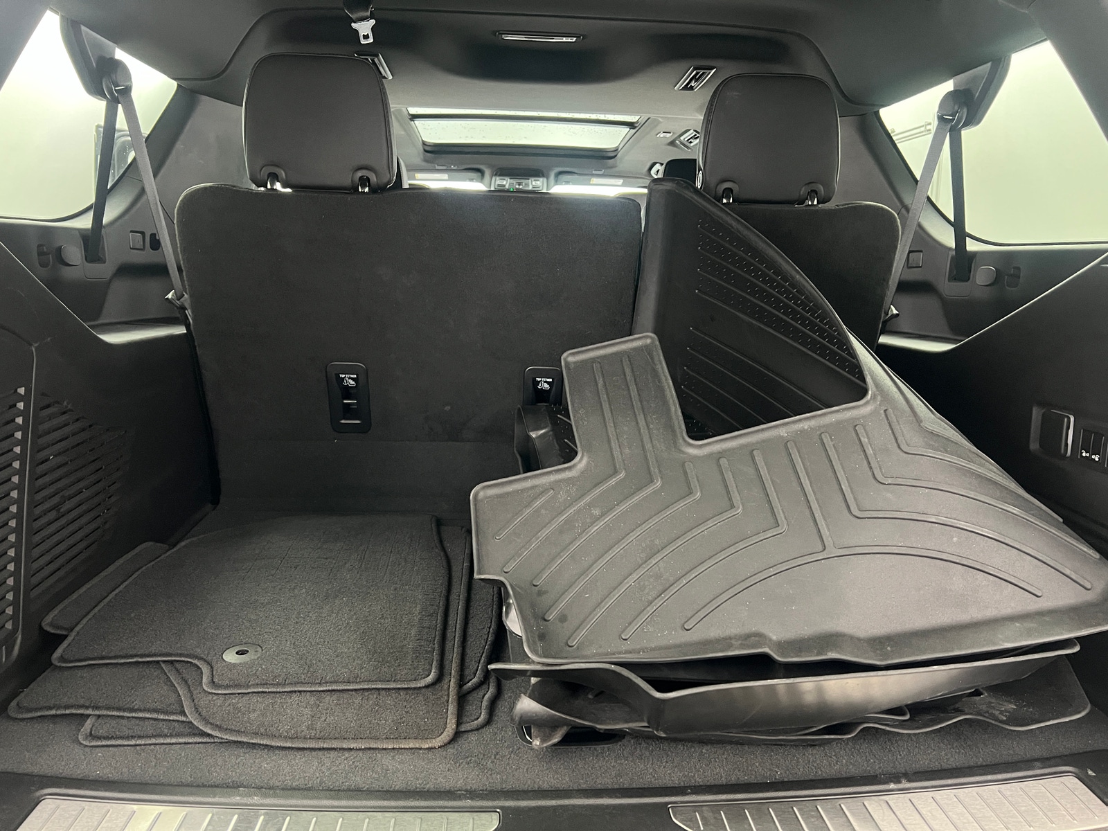 Thumbnail: 2023 Chevrolet Suburban - 6