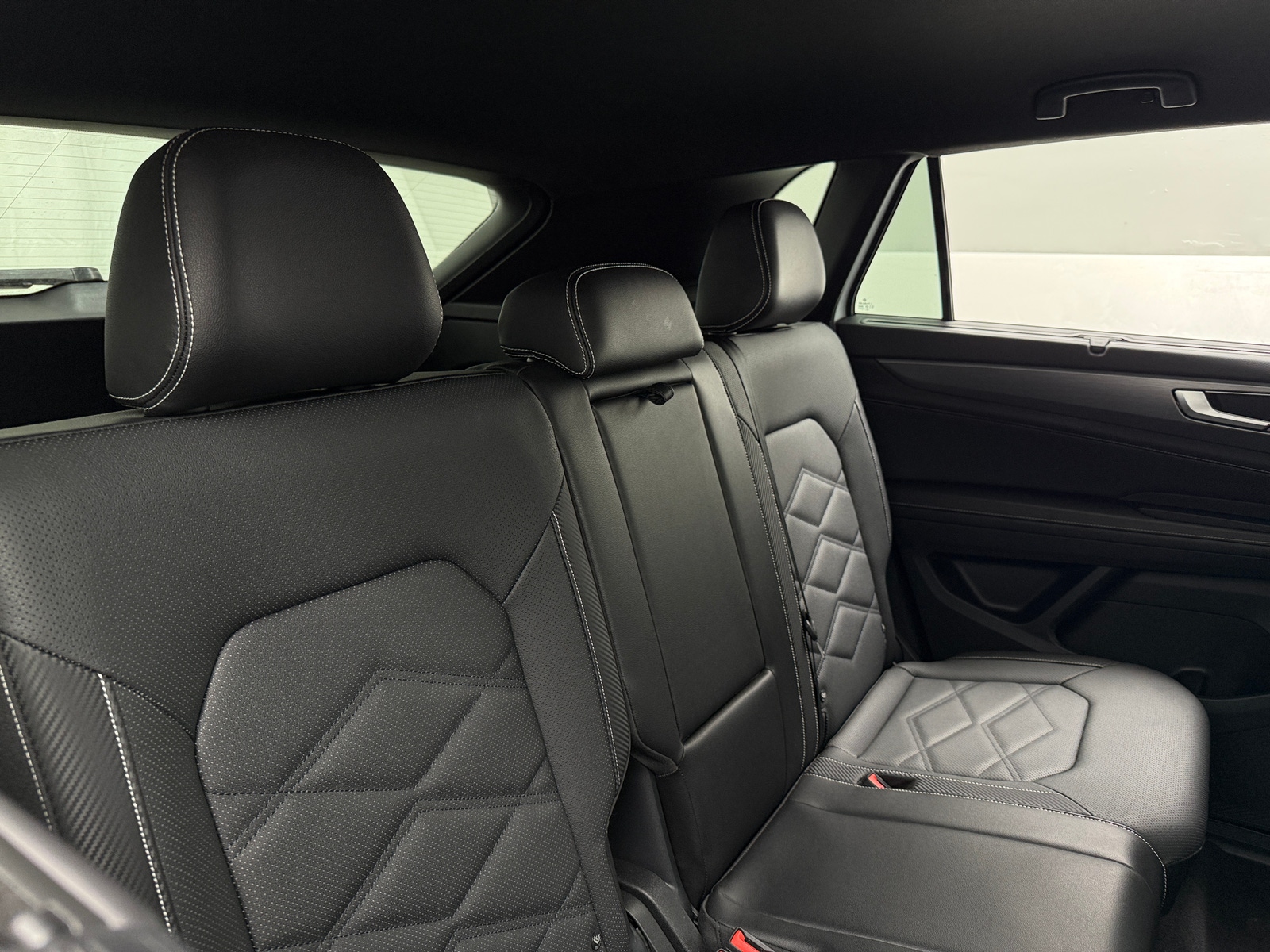 Thumbnail: 2025 Volkswagen Atlas - 5