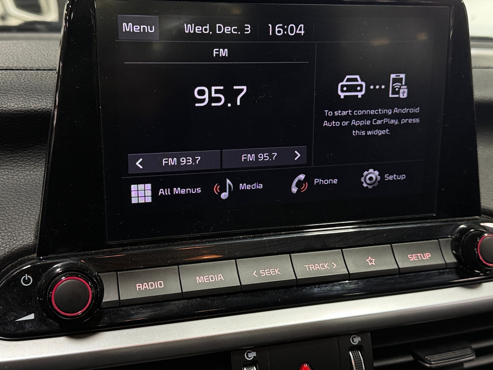 Thumbnail: 2024 Kia Forte - 4