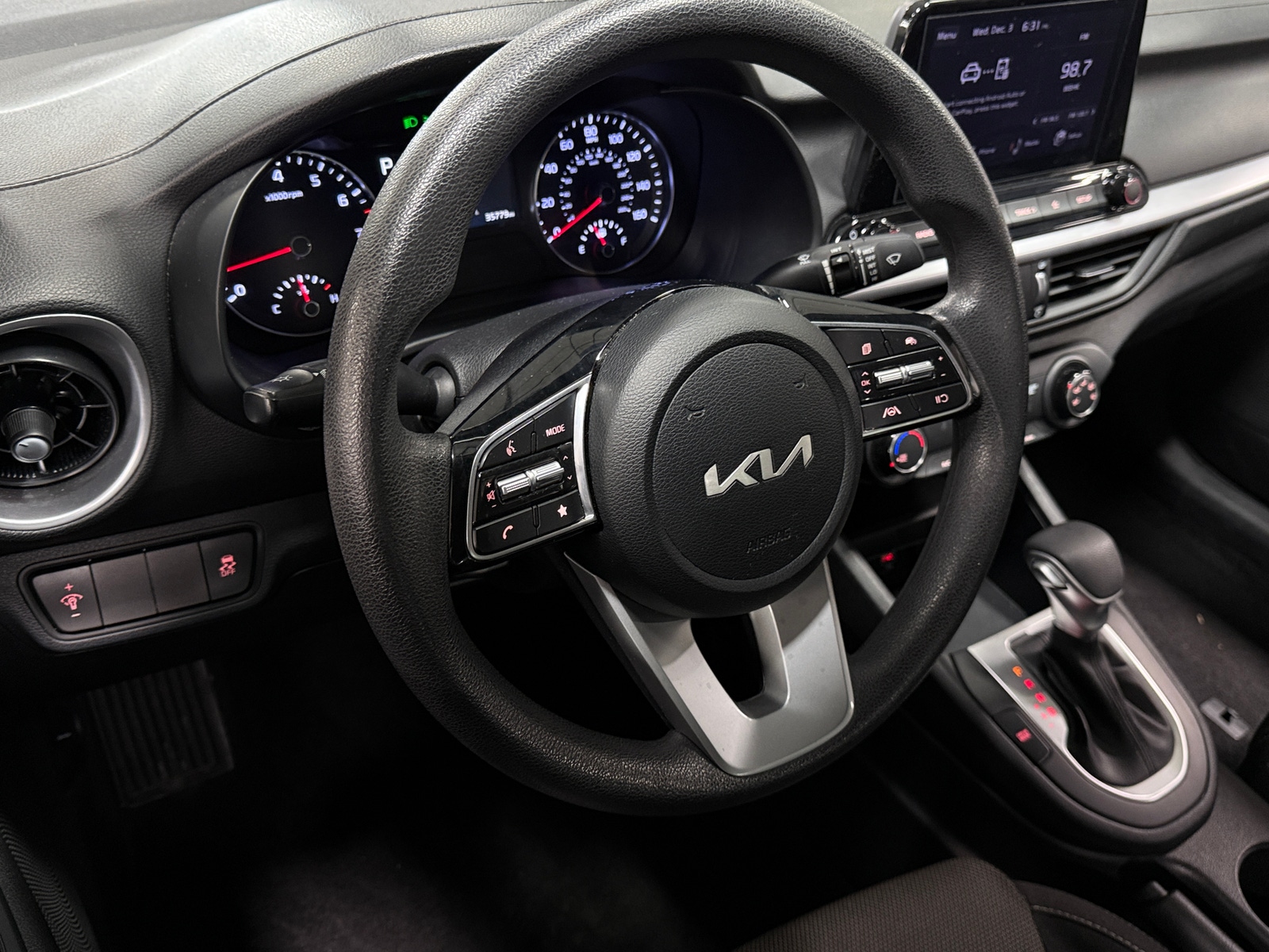 Thumbnail: 2024 Kia Forte - 5