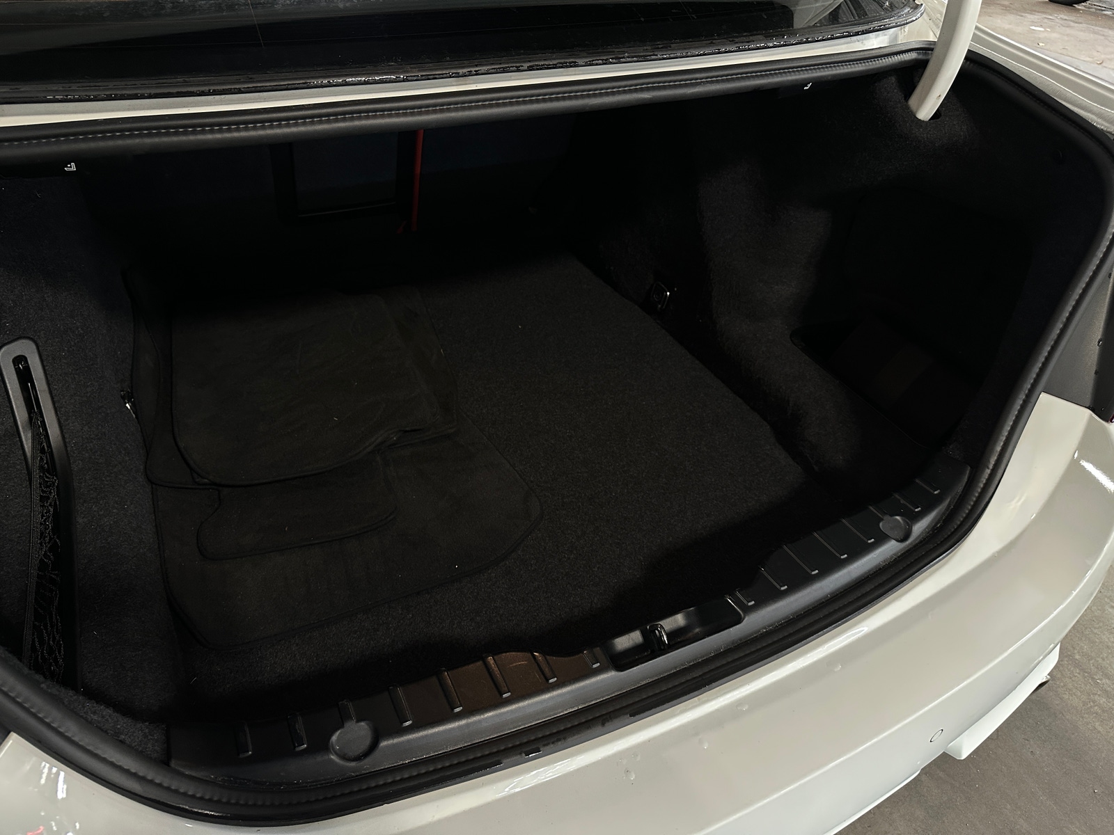 Thumbnail: 2013 BMW M5 - 6