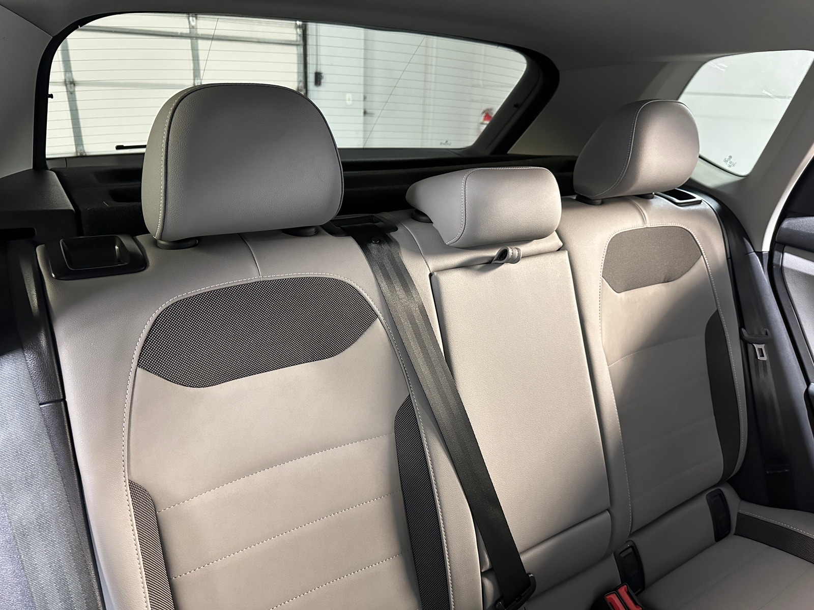 Thumbnail: 2023 Volkswagen Taos - 6