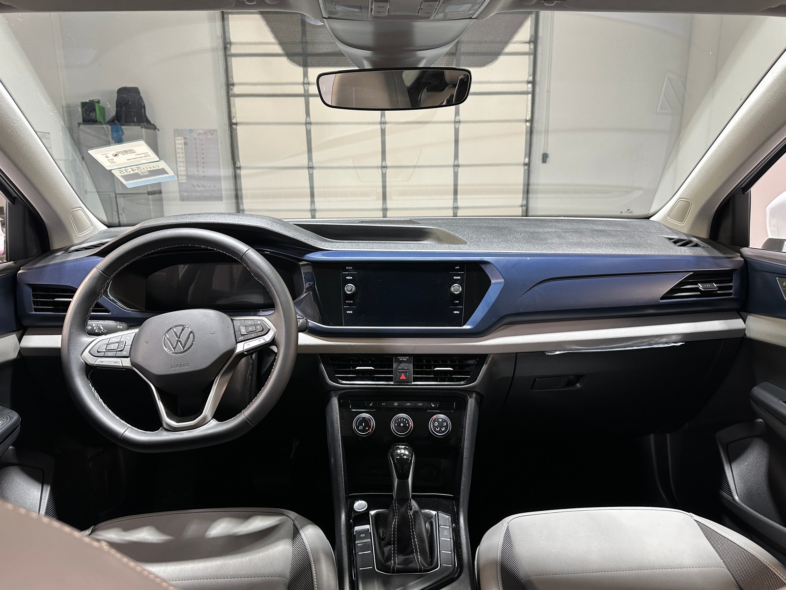 Thumbnail: 2023 Volkswagen Taos - 3