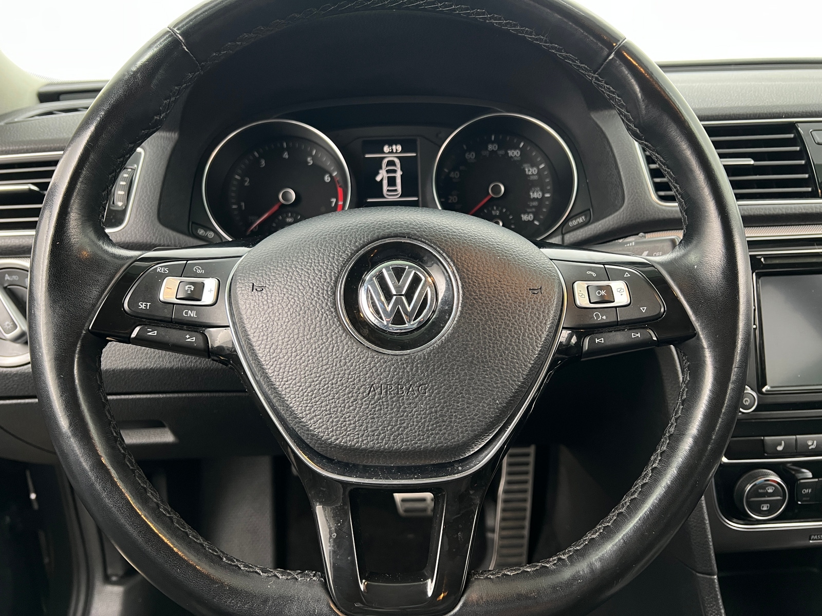 Thumbnail: 2018 Volkswagen Passat - 5