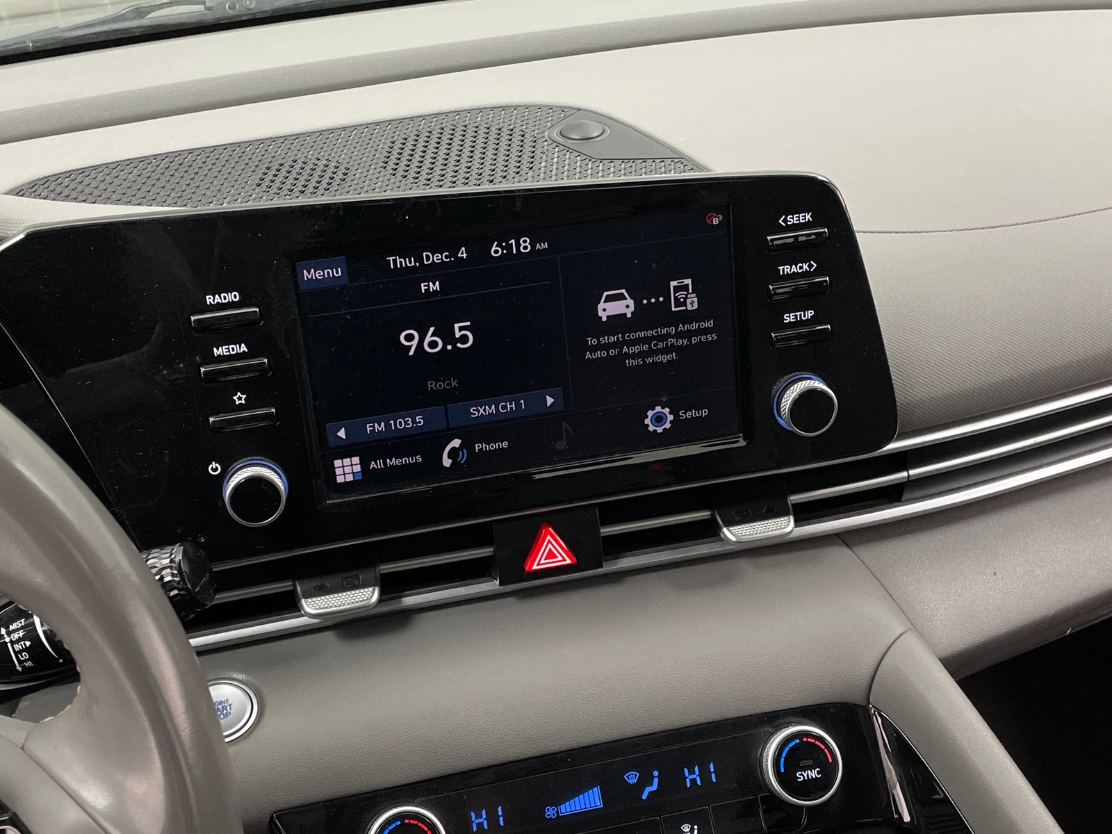 Thumbnail: 2022 Hyundai Elantra - 4