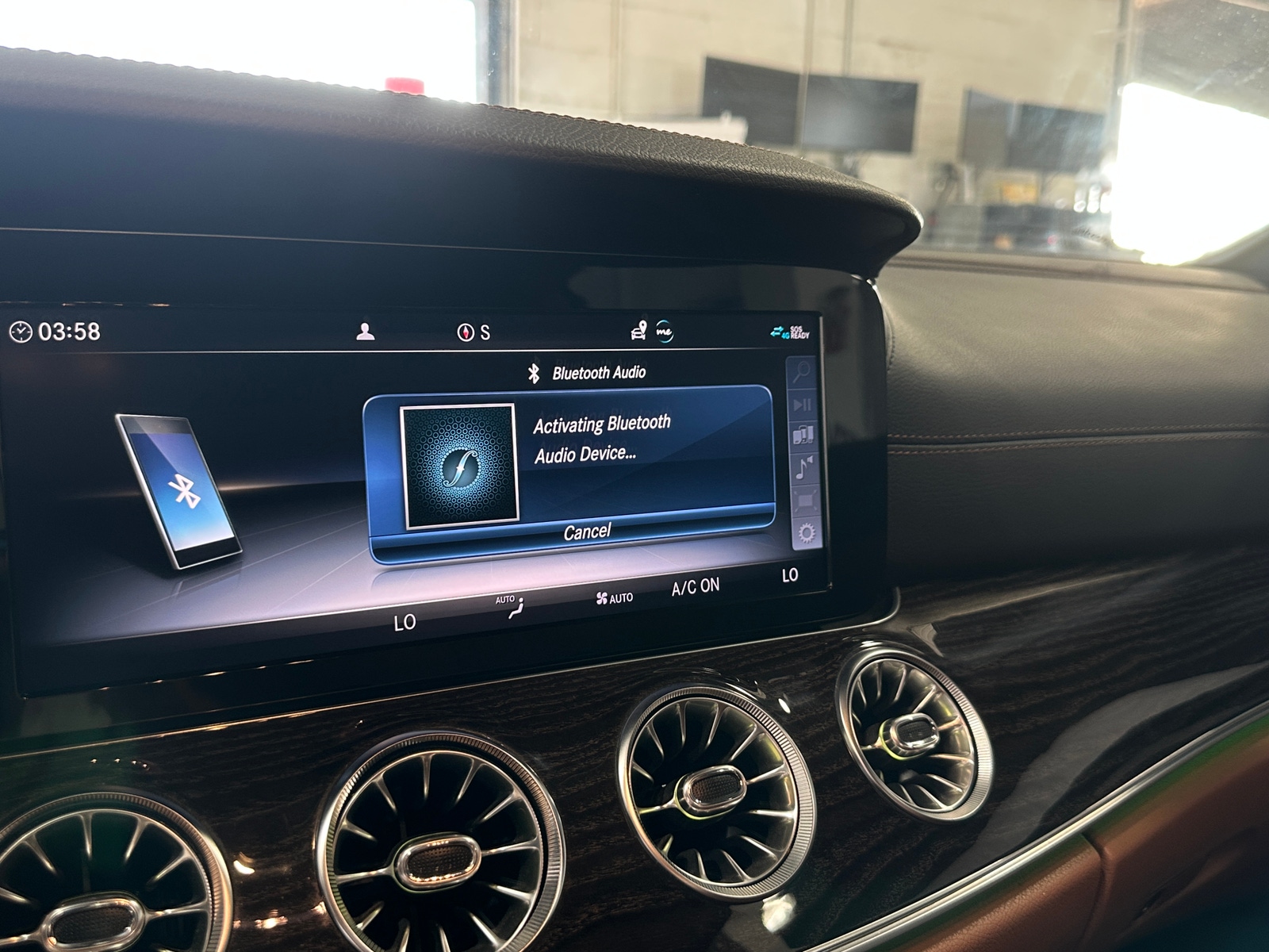 Thumbnail: 2019 Mercedes-Benz E-Class - 2