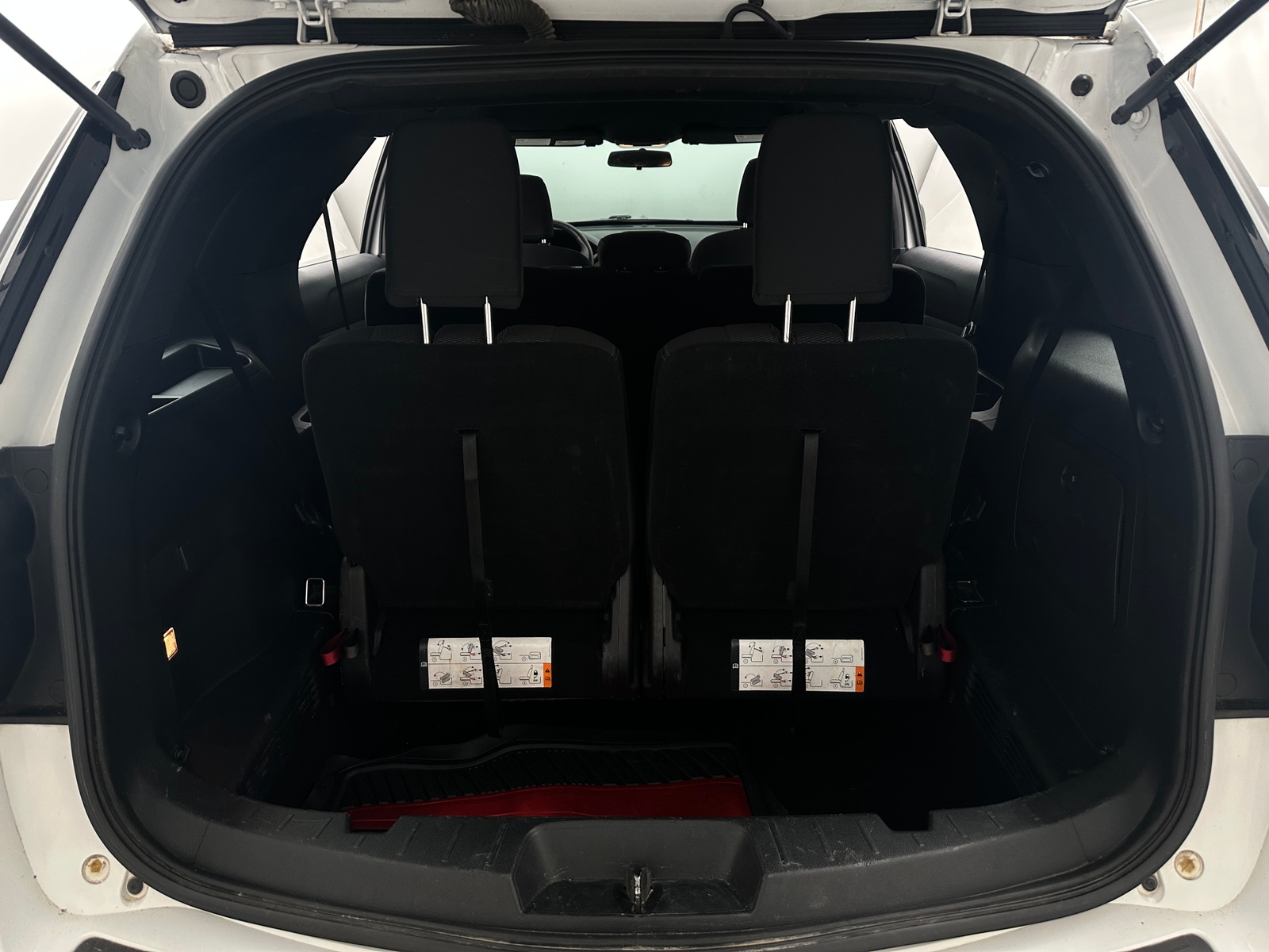 Thumbnail: 2019 Ford Explorer - 7