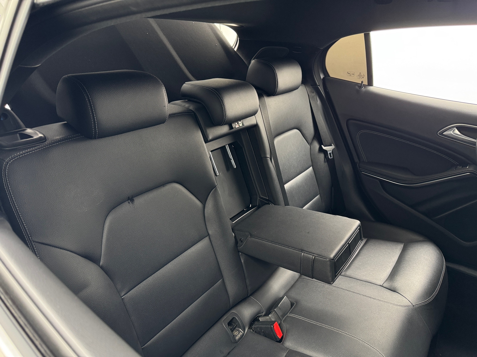 Thumbnail: 2016 Mercedes-Benz GLA - 5