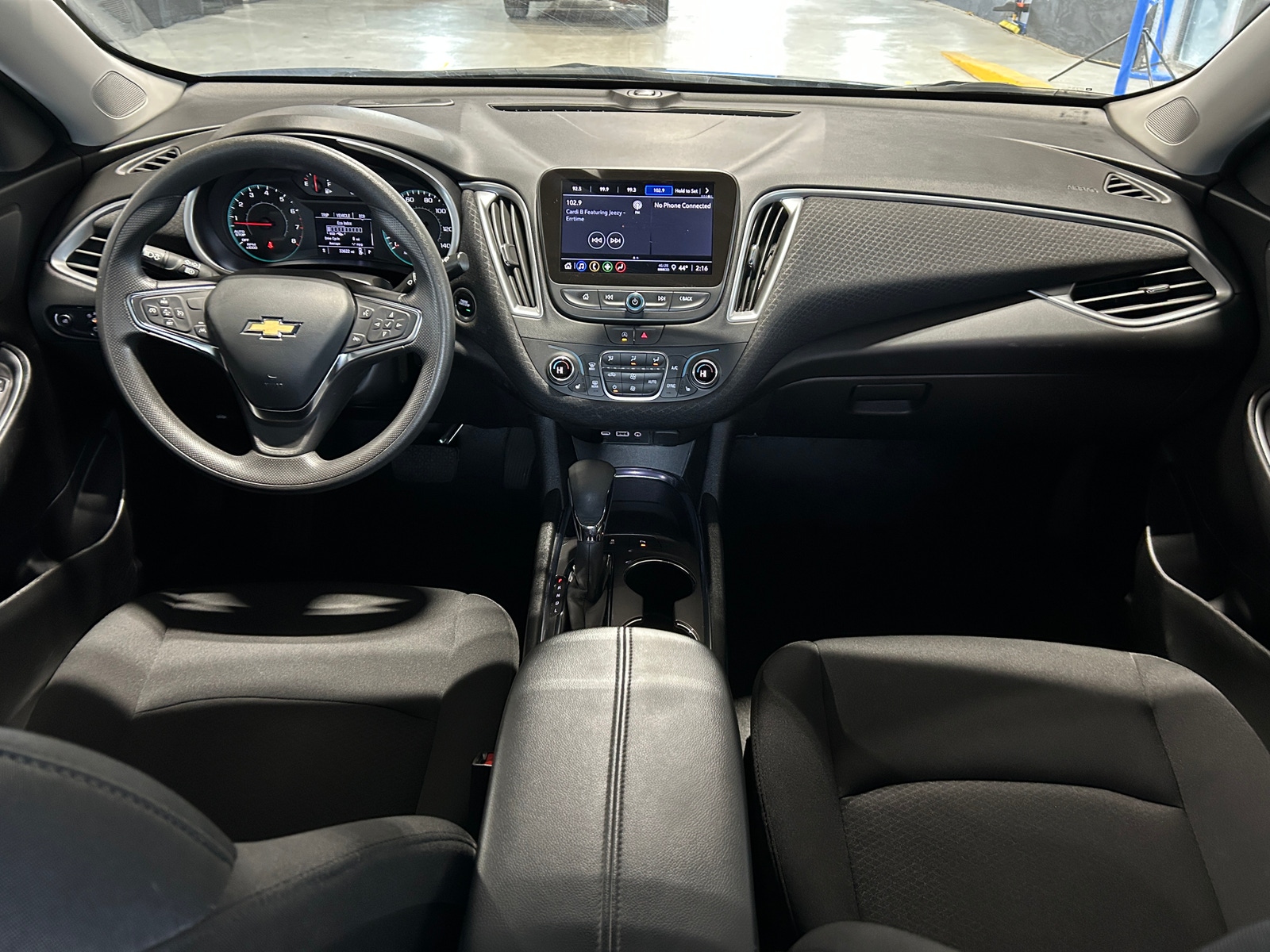 Thumbnail: 2024 Chevrolet Malibu - 3