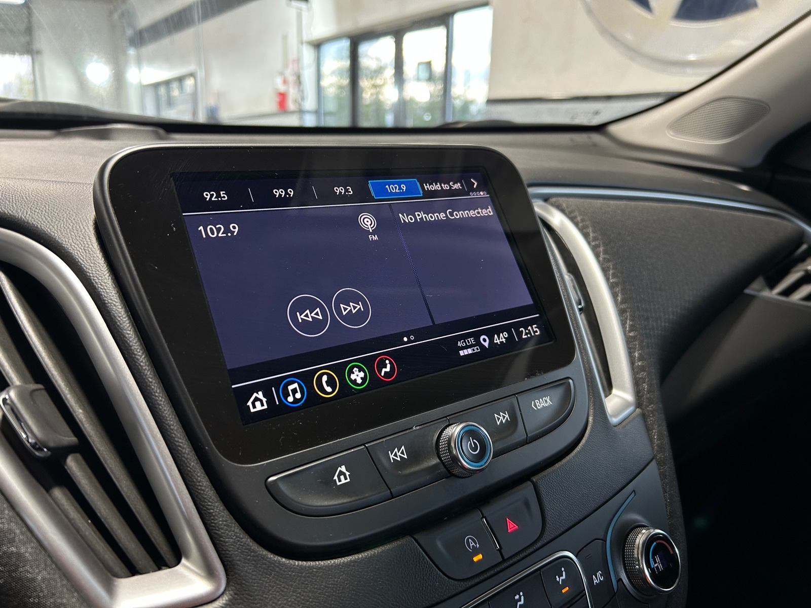 Thumbnail: 2024 Chevrolet Malibu - 4