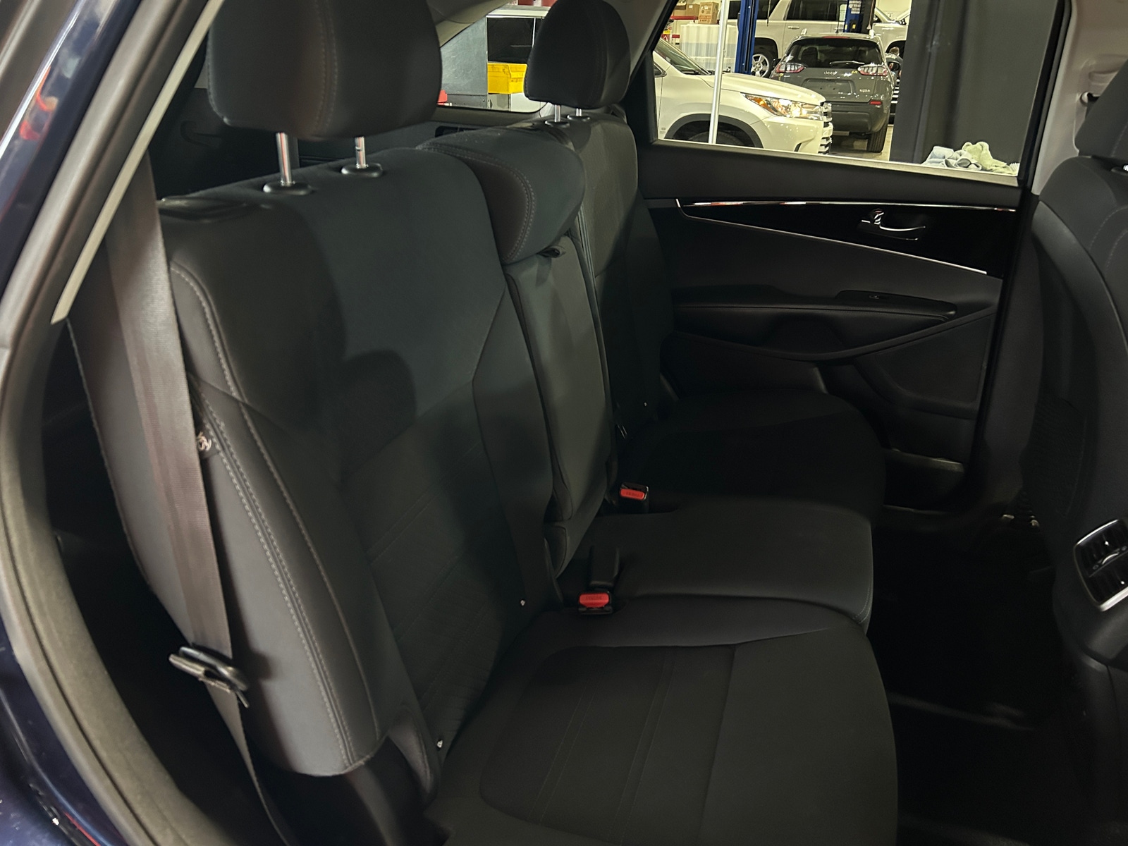 Thumbnail: 2019 Kia Sorento - 6