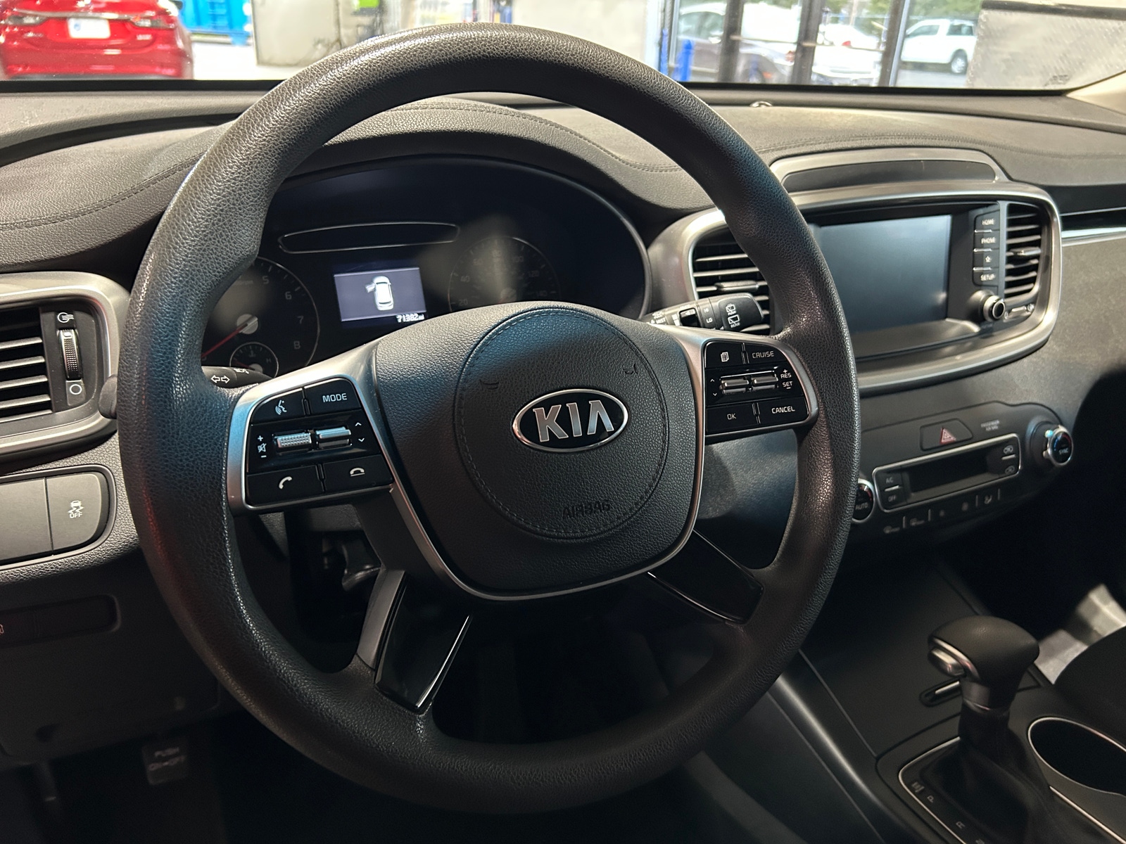 Thumbnail: 2019 Kia Sorento - 5
