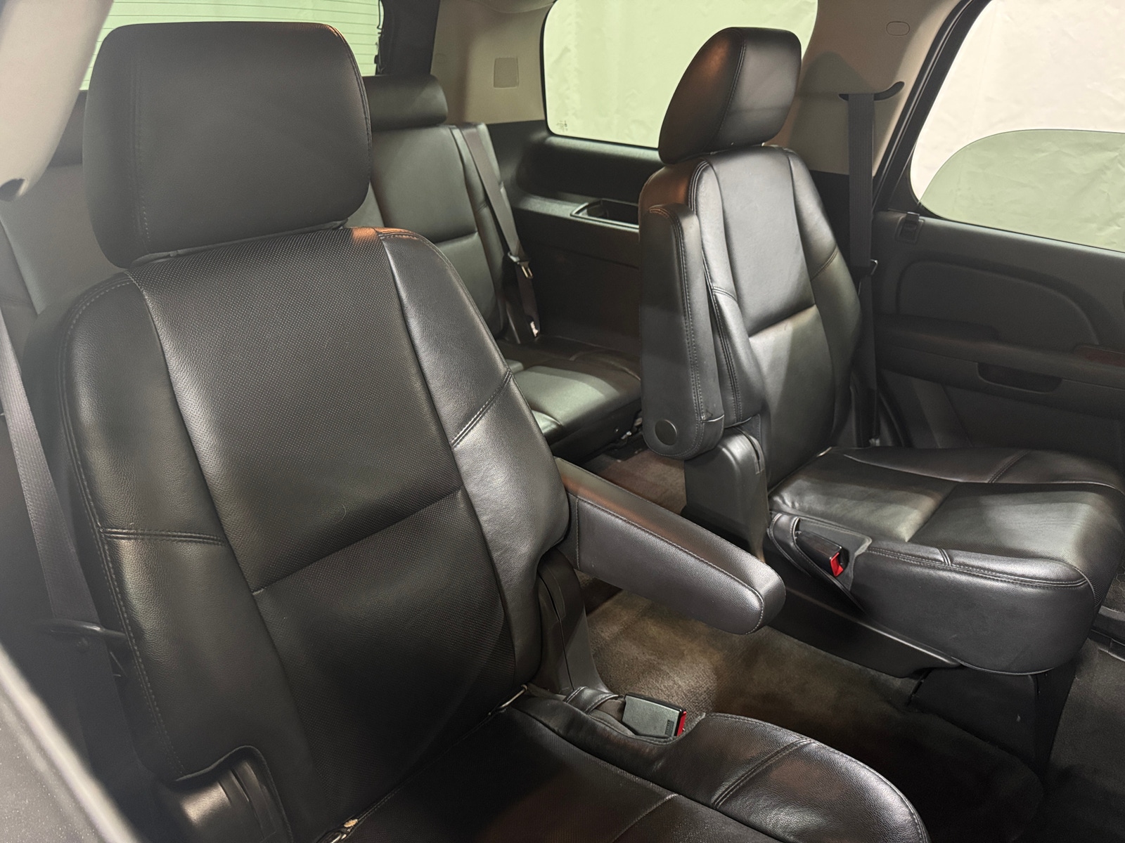 Thumbnail: 2013 Chevrolet Tahoe - 5