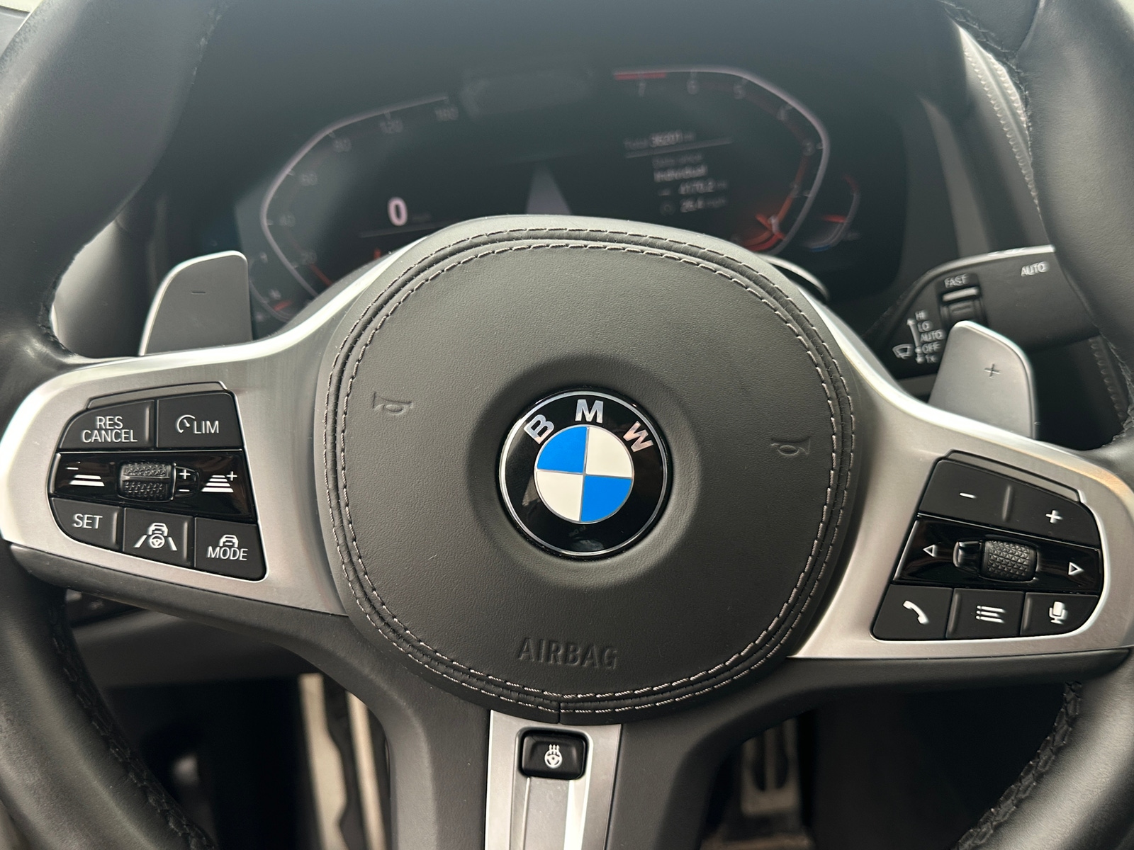 Thumbnail: 2020 BMW 8 Series - 4