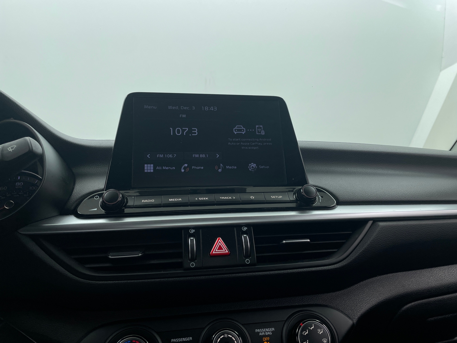 Thumbnail: 2022 Kia Forte - 4