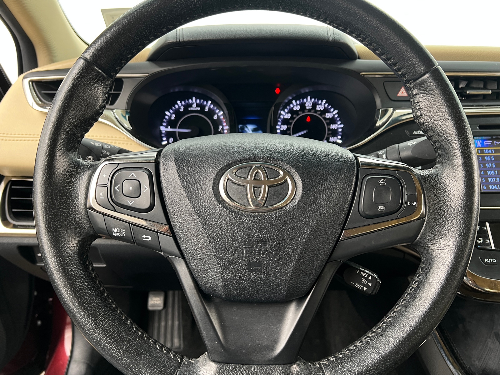 Thumbnail: 2013 Toyota Avalon - 4